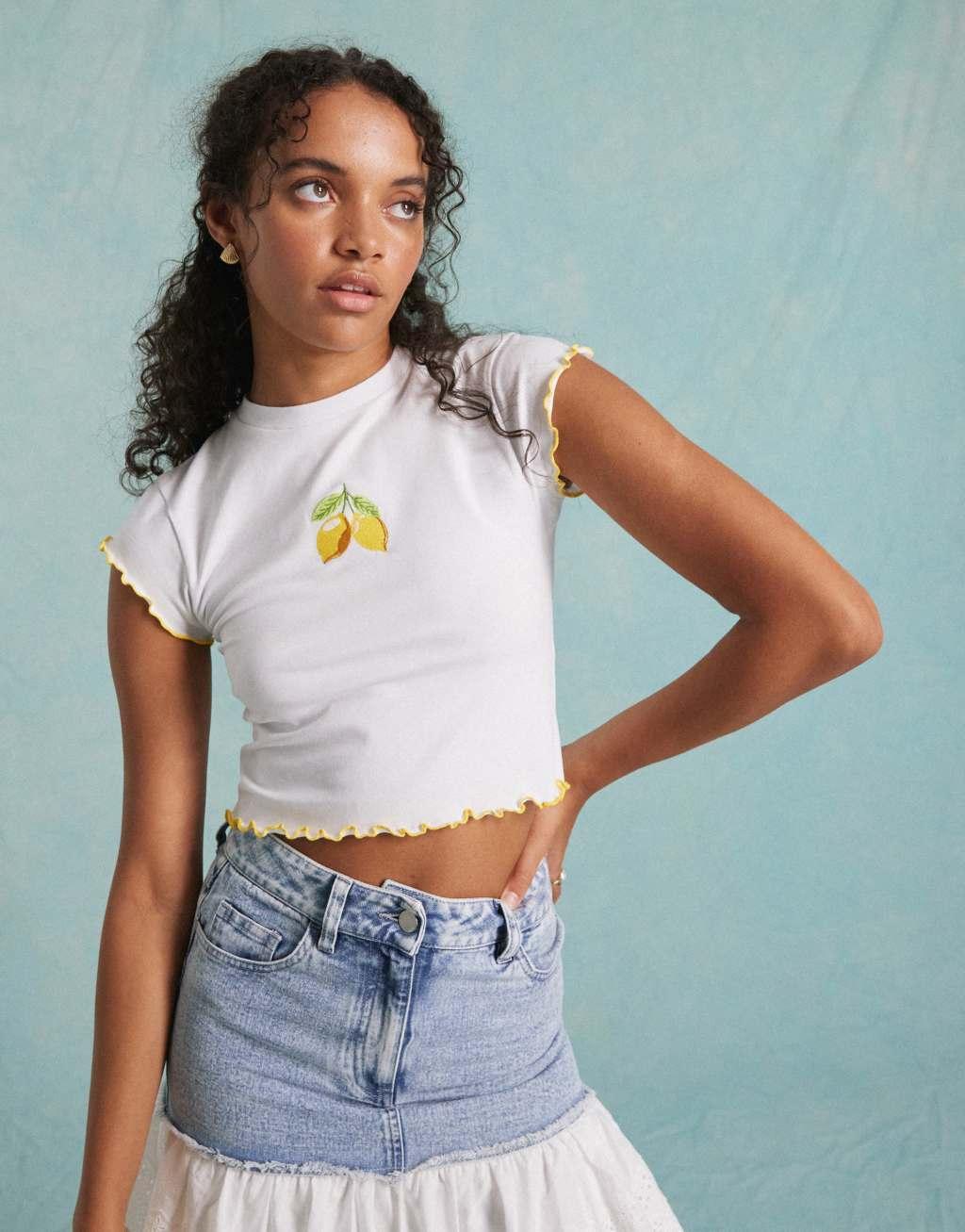 Miss Selfridge contrast lettuce edge lemon tee Product Image