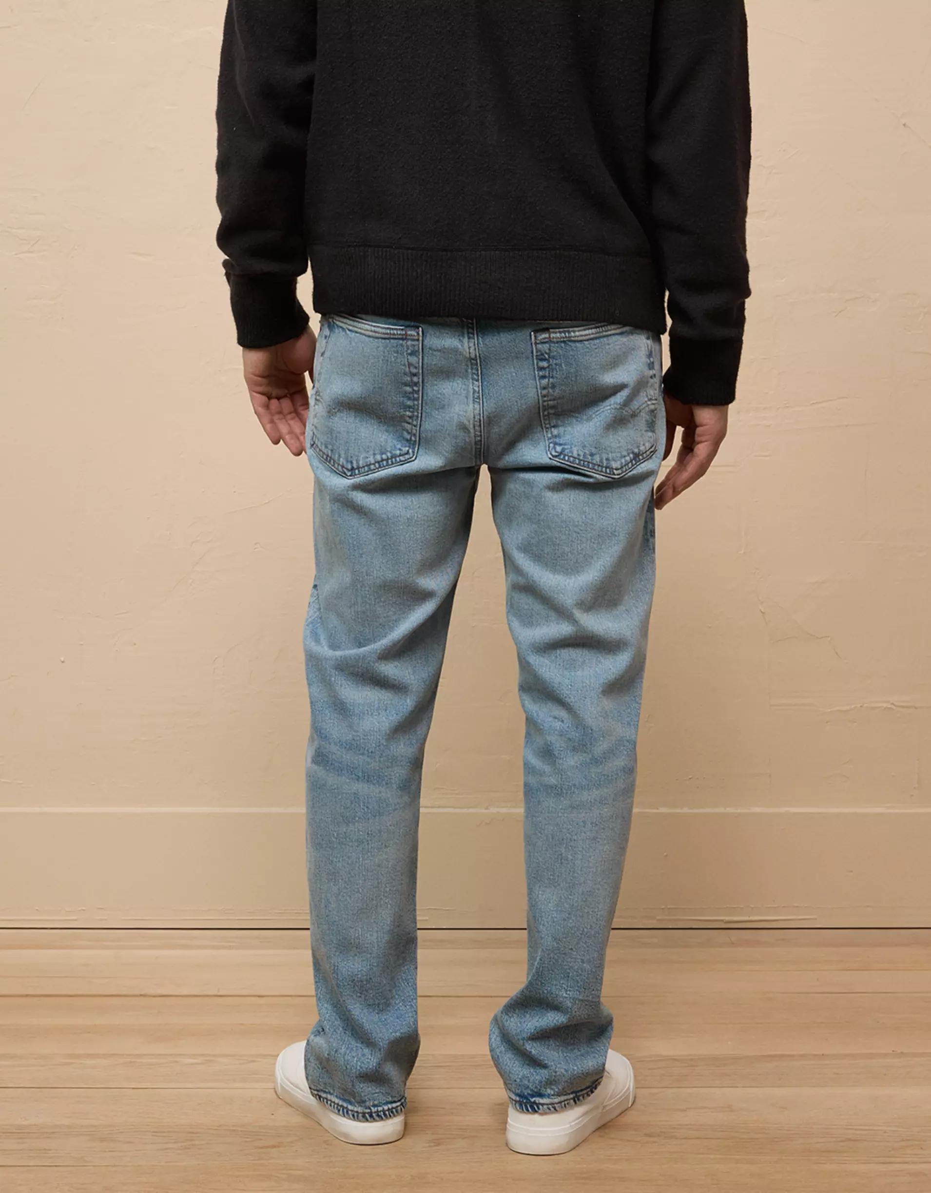 AE EasyFlex Relaxed Straight Jean Product Image