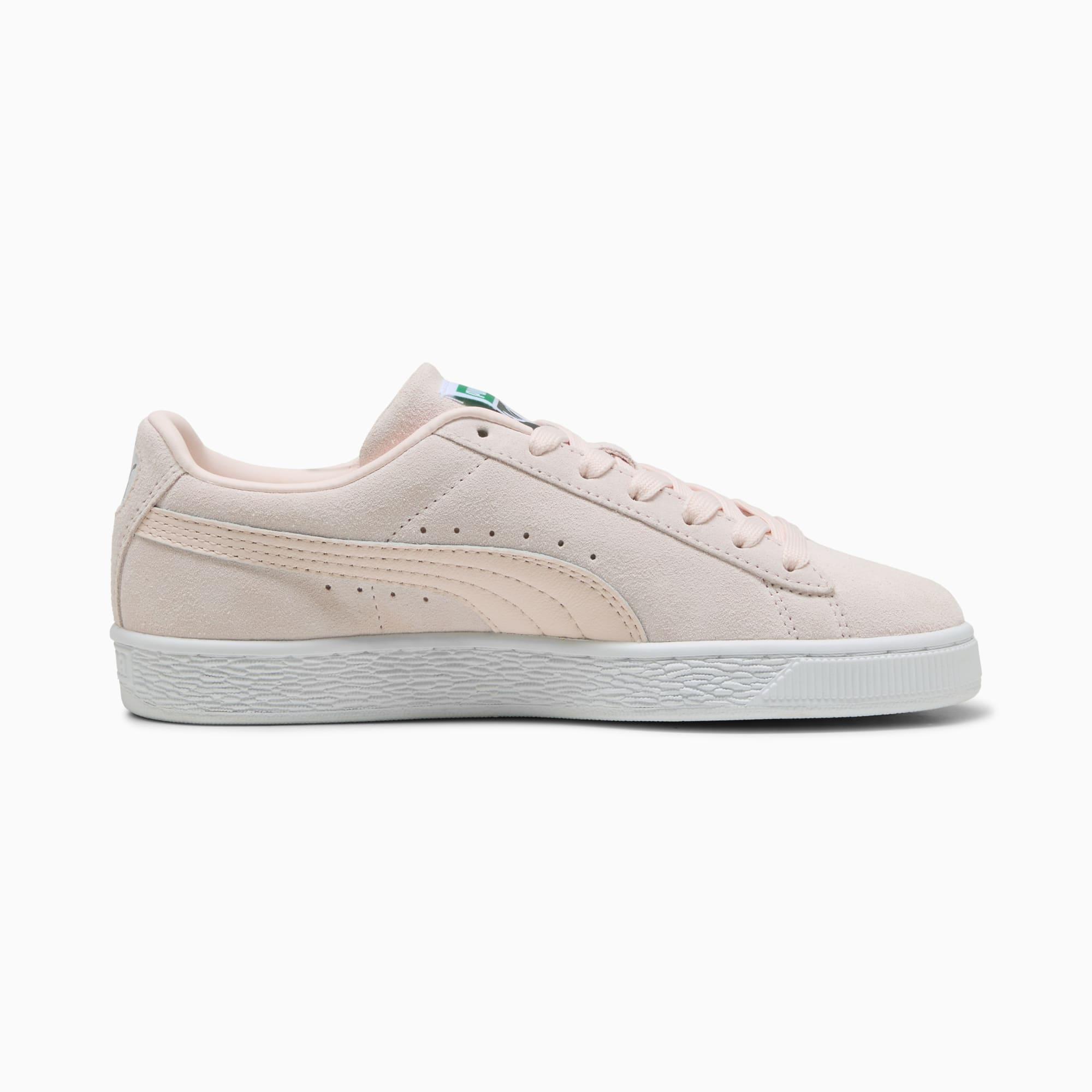 Suede Classic Women's Sneakers Product Image