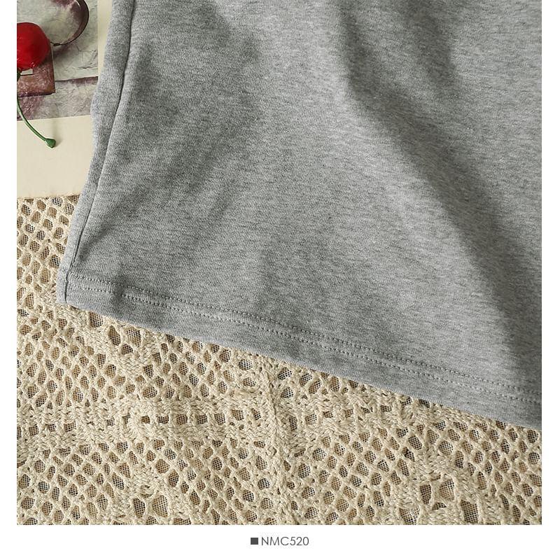 Open-Back Plain Cami Top with Pads Product Image