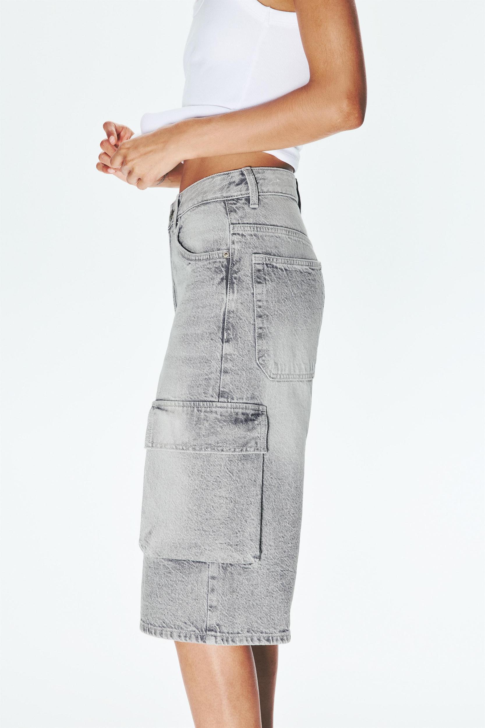 Denim cargo Bermuda shorts Product Image