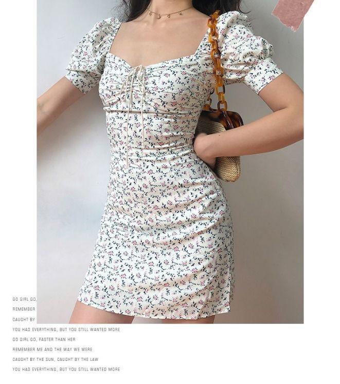 Short-Sleeve Sweetheart Neck Floral Mini Sheath Dress Product Image