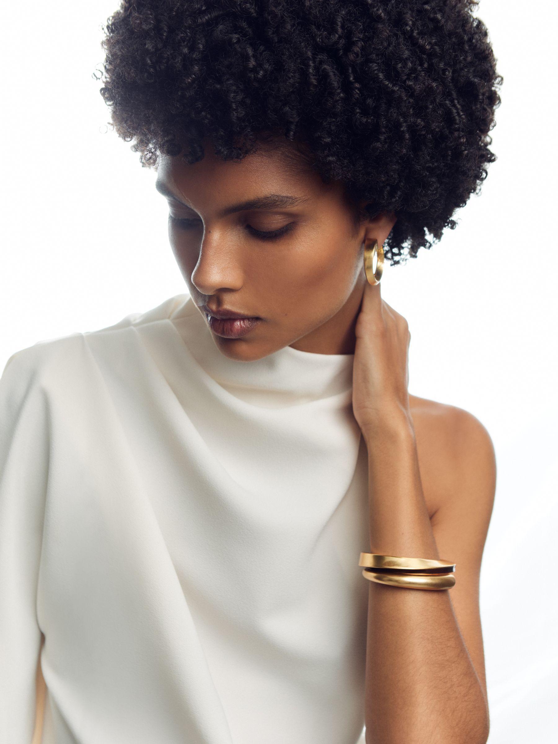 Tone Necklace in Gold Product Image
