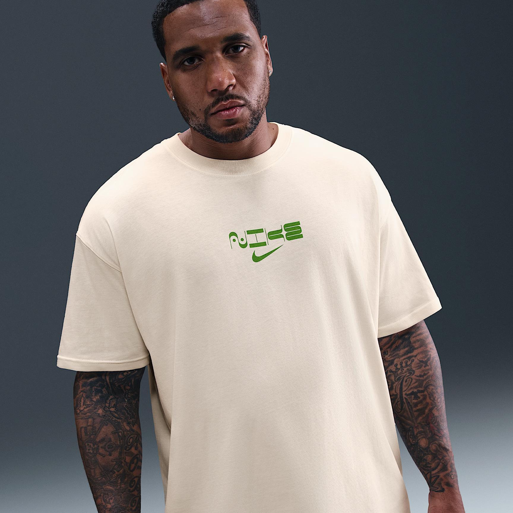 Mens Nike Sportswear Max90 T-Shirt | HQ9266-726 Product Image