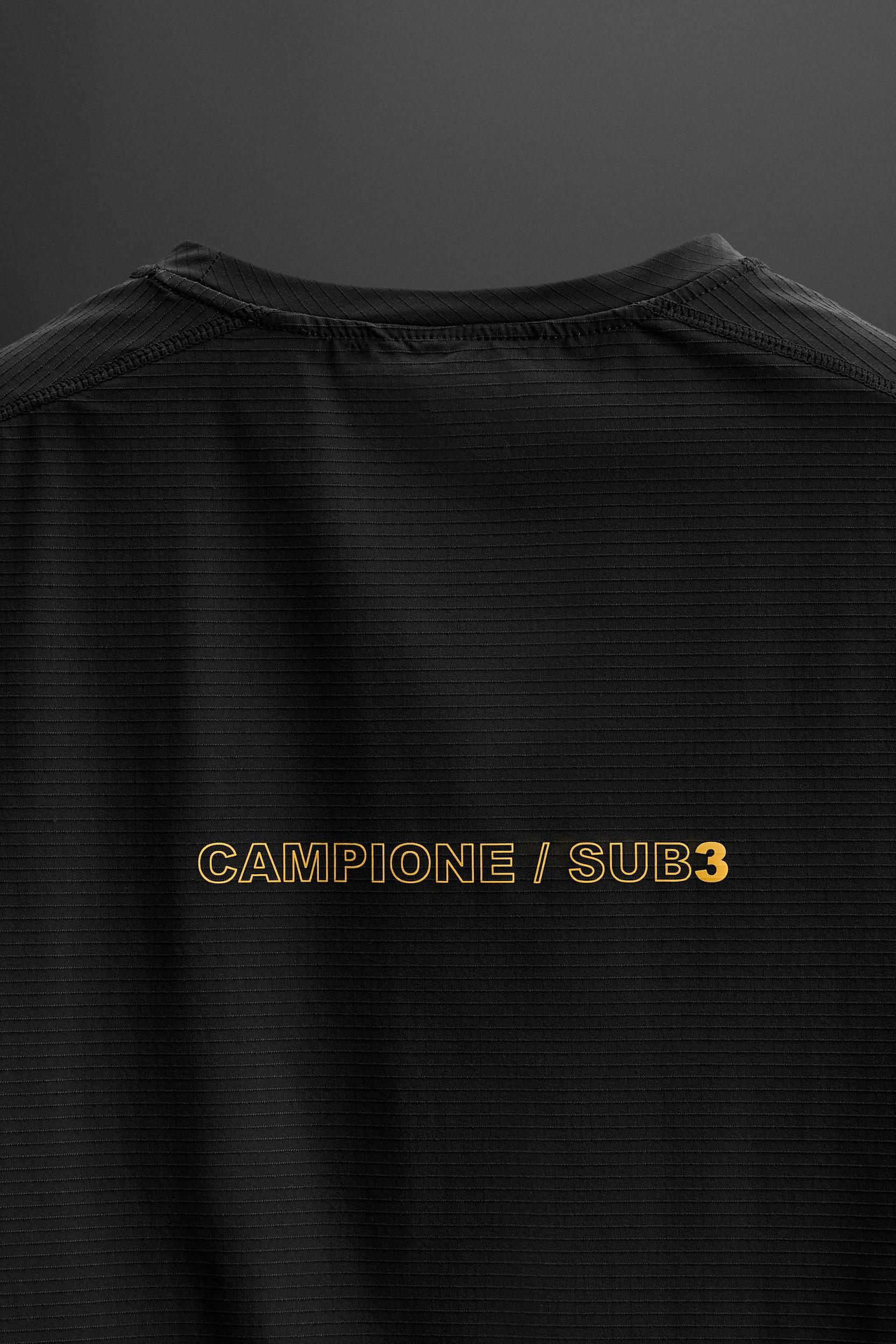 RACE PRINT T-SHIRT Product Image