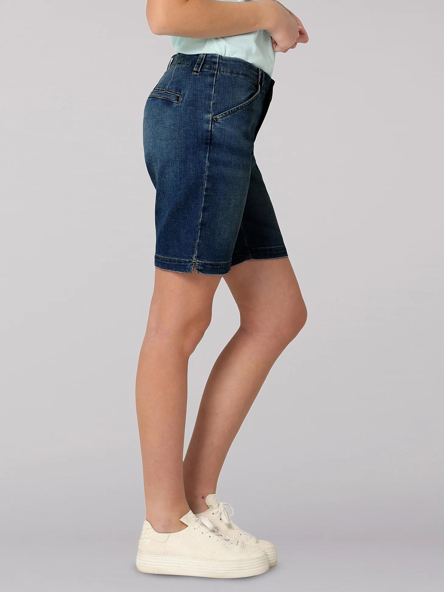 Women's Legendary Chino Bermuda | Women's Shorts | Lee® Product Image