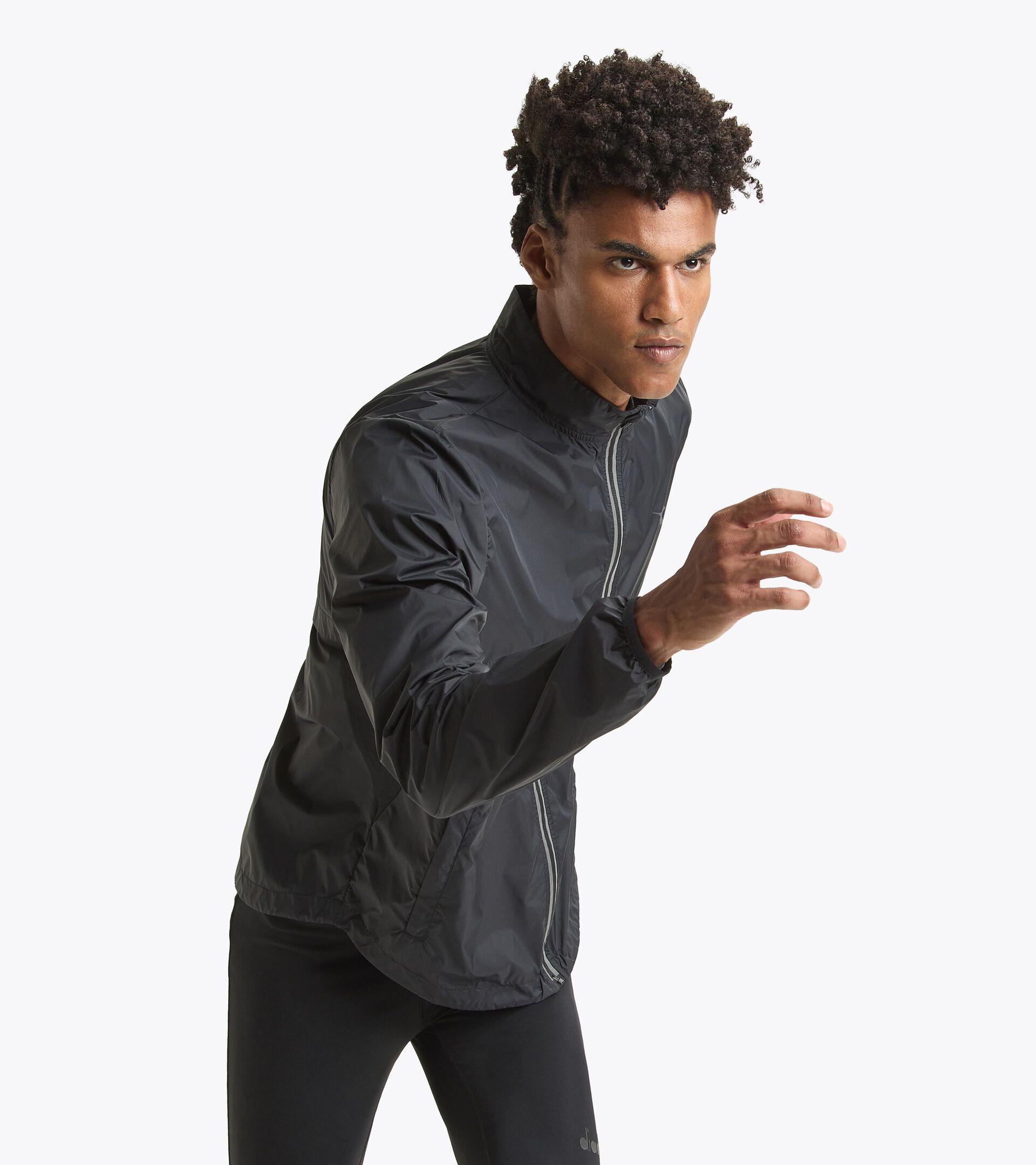 PACKABLE WIND JACKET Product Image