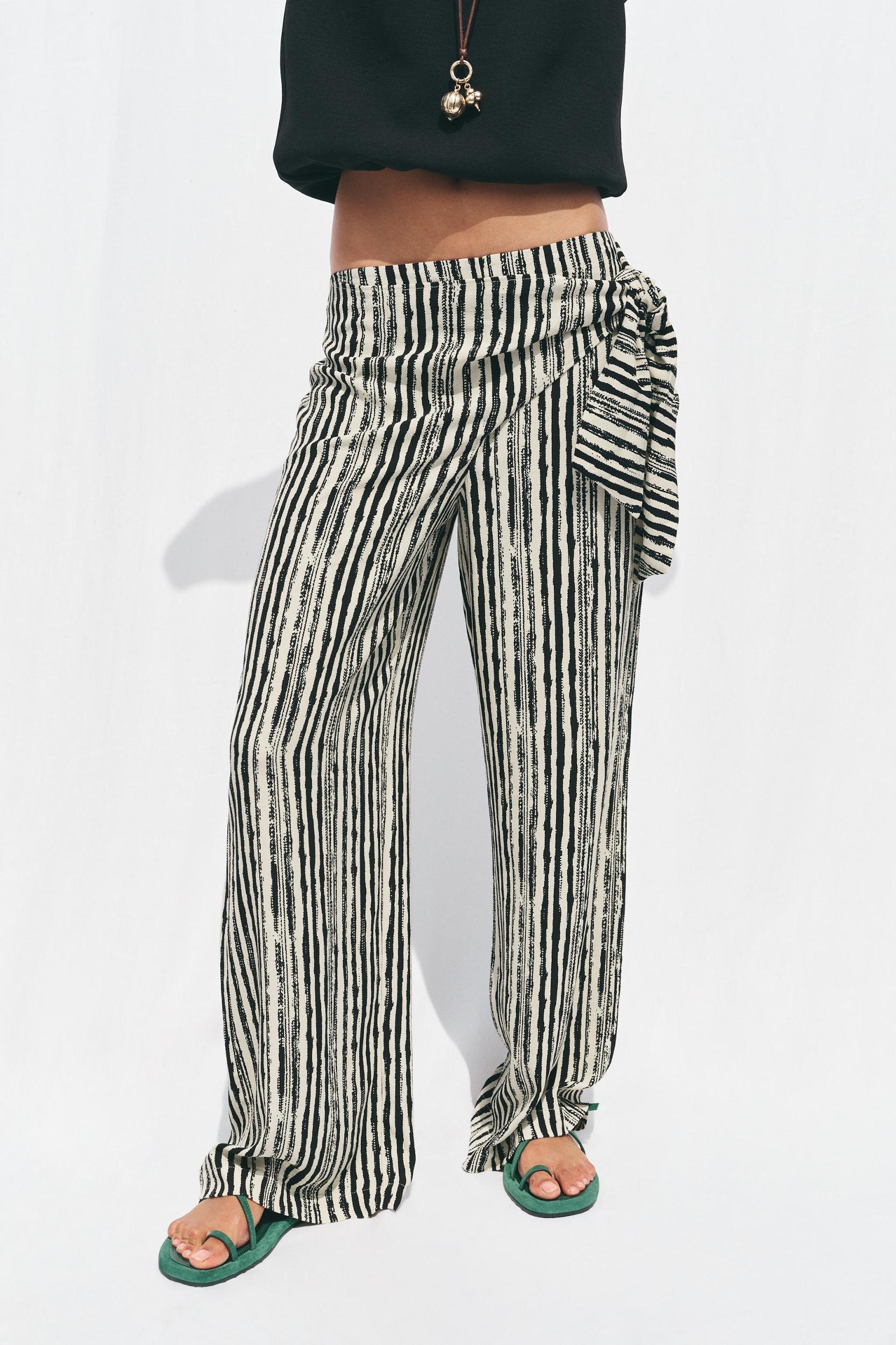 STRIPED WIDE LEG WRAP PANTS Product Image