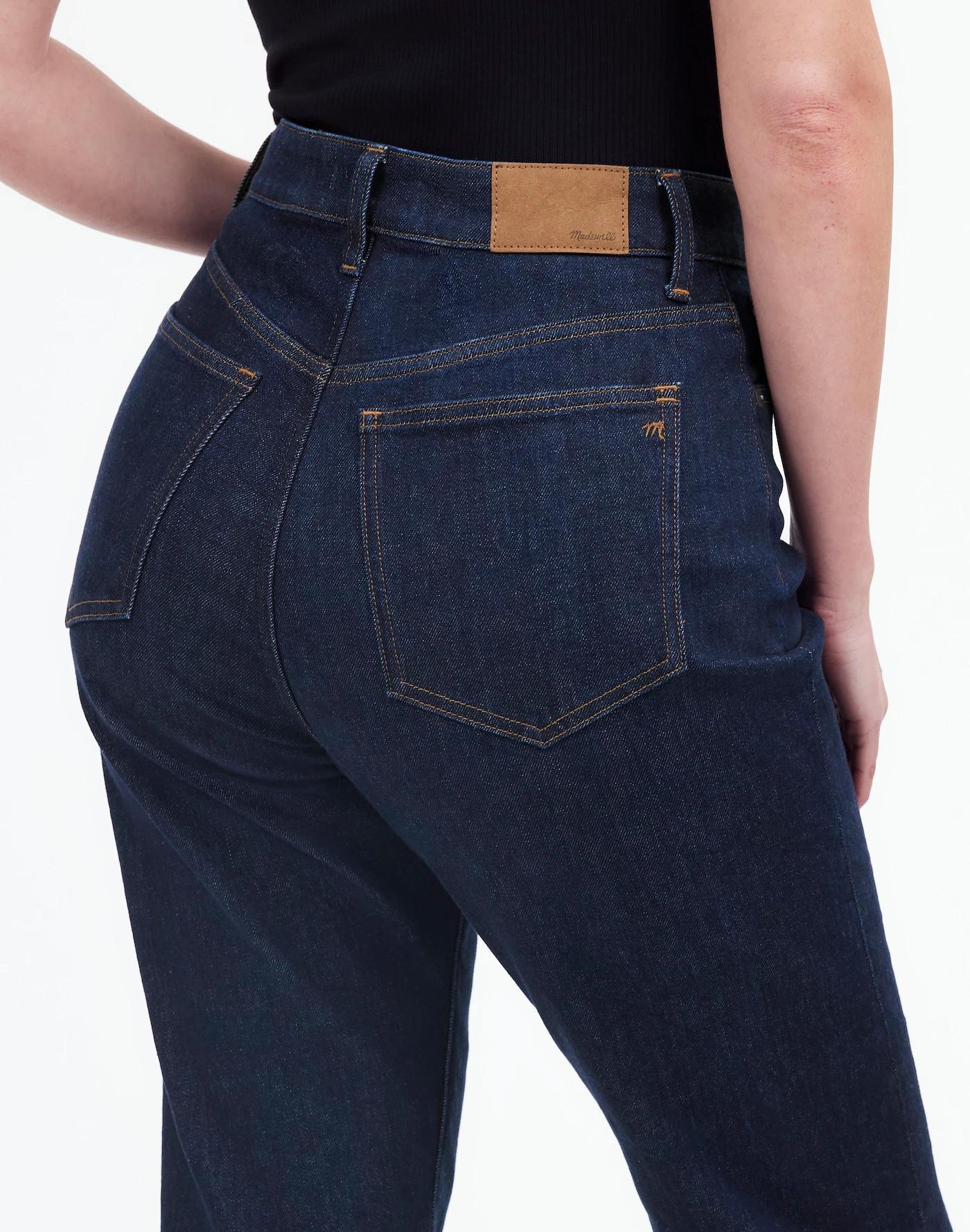 The Curvy '90s Straight Jean Product Image