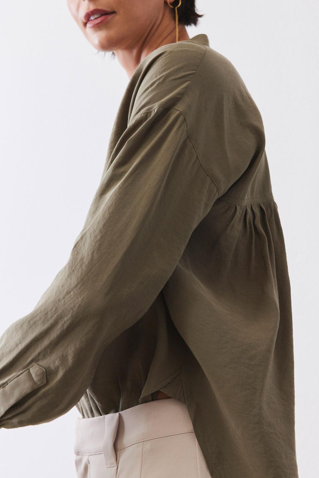 Not Too Loose Light Poplin Blouse Product Image