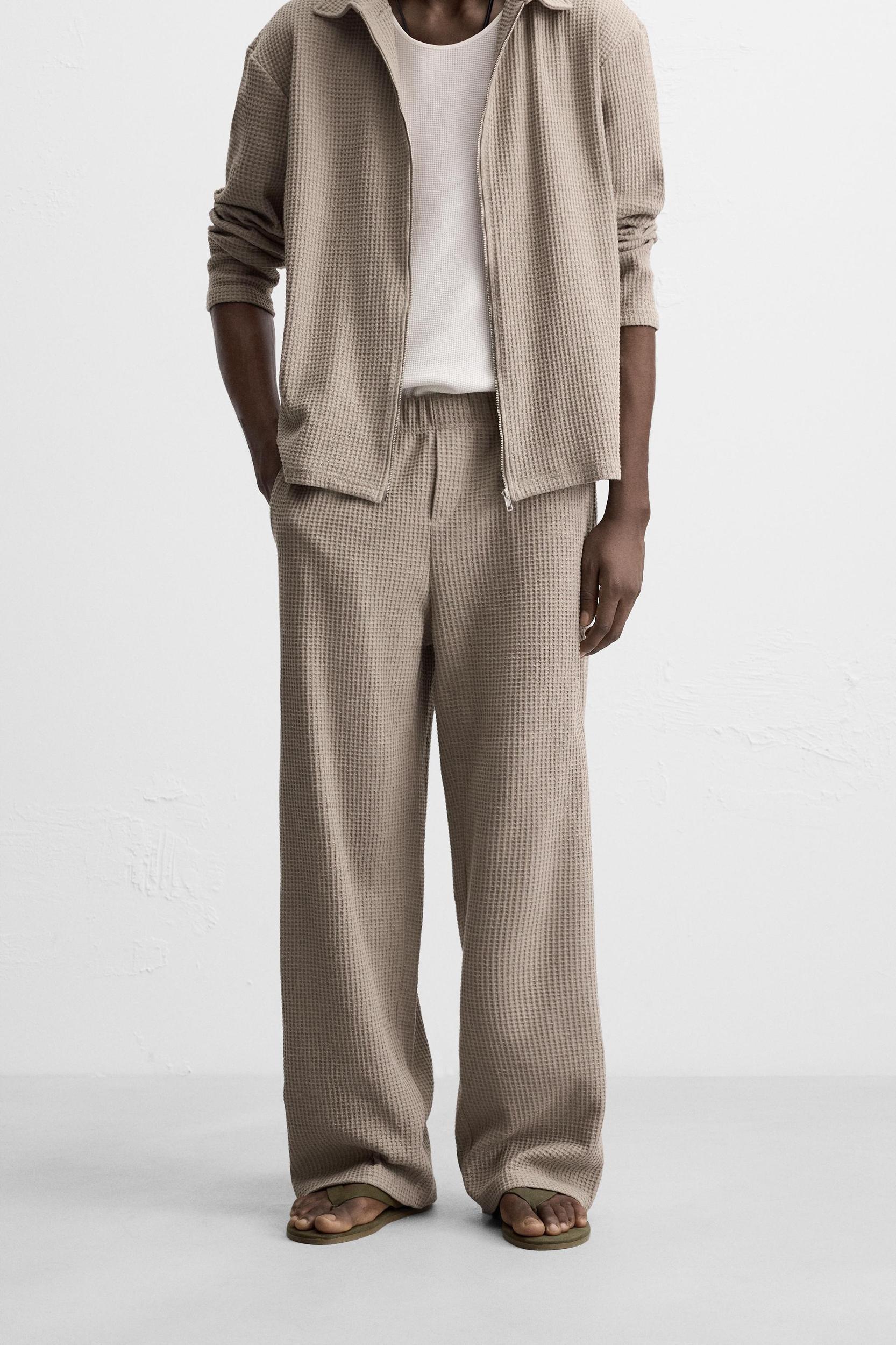 TEXTURED RELAXED FIT PANTS Product Image