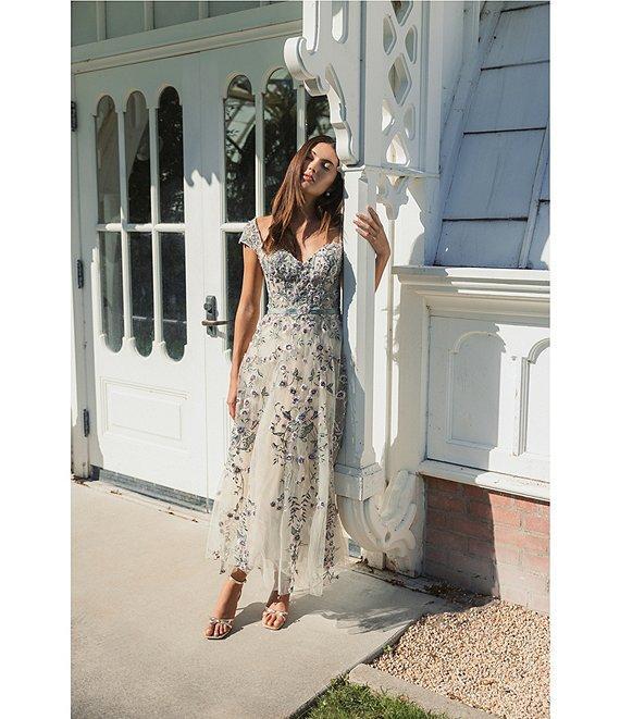 Mac Duggal Floral Embroidered Sweetheart Cap Sleeve Dress Product Image