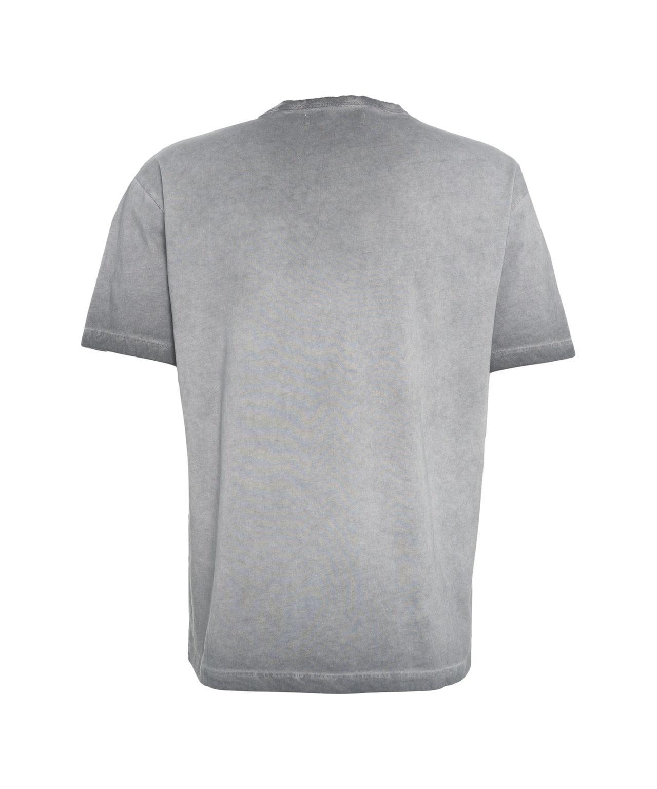 Used look t-shirt Product Image