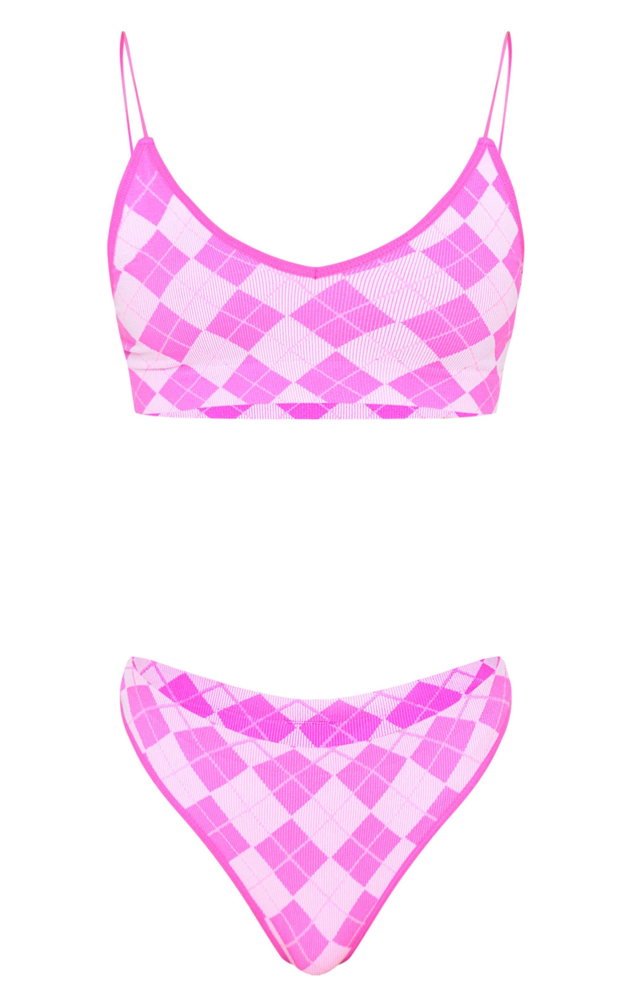 Pink Argyle Seamless Bralette and Thong Lingerie Set Product Image