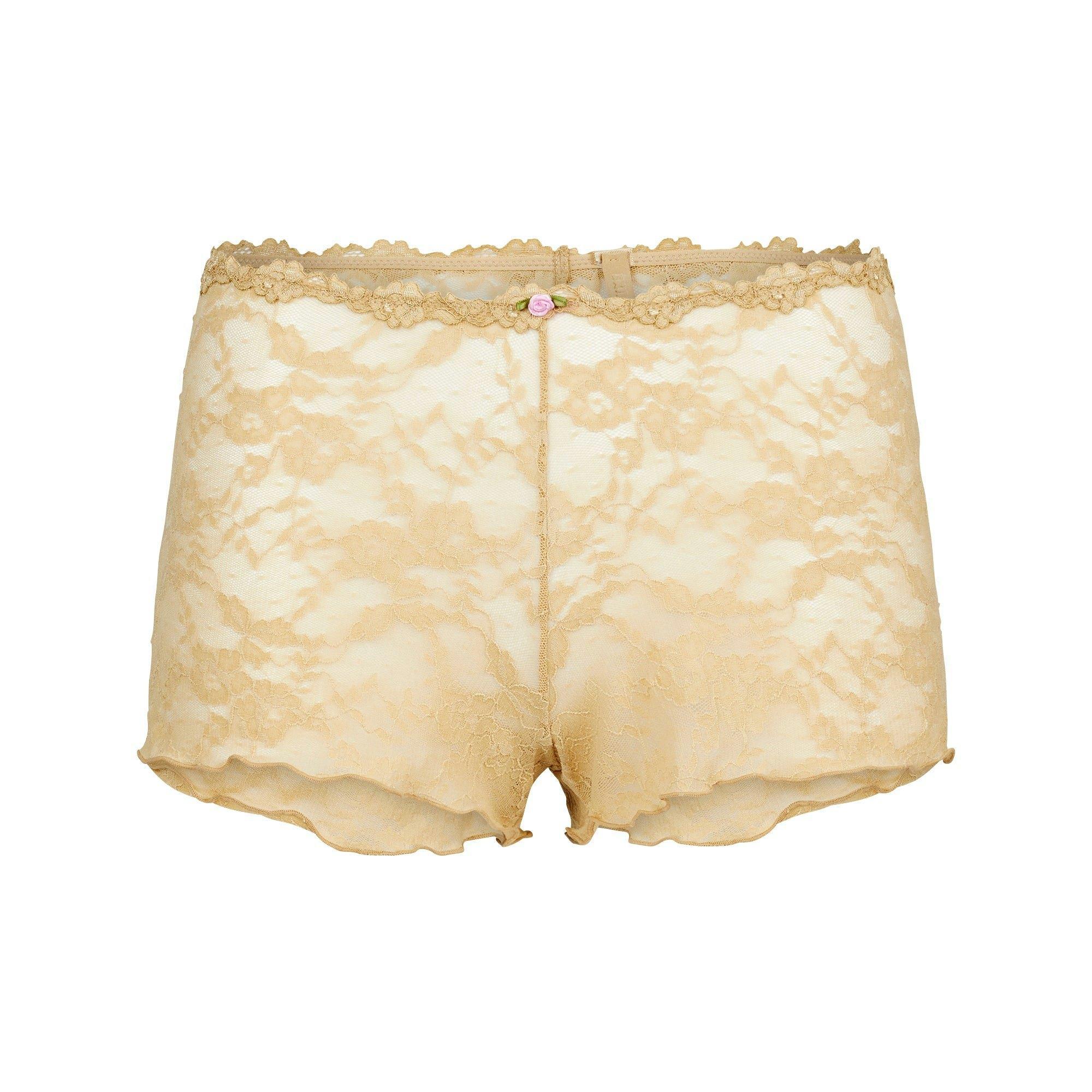 STRETCH LACE TRIANGLE CAMI AND SHORT SET | DELTA Product Image