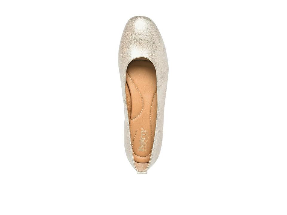 Born Patrice (Light (Panna Cotta)) Women's Flat Shoes Product Image