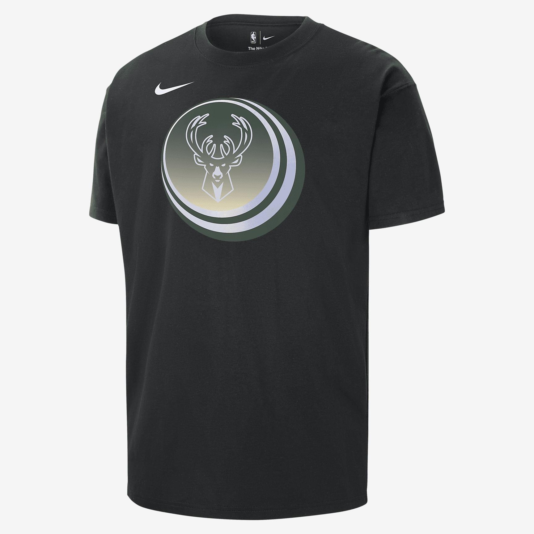 Milwaukee Bucks Essential Nike Men's NBA T-Shirt Product Image