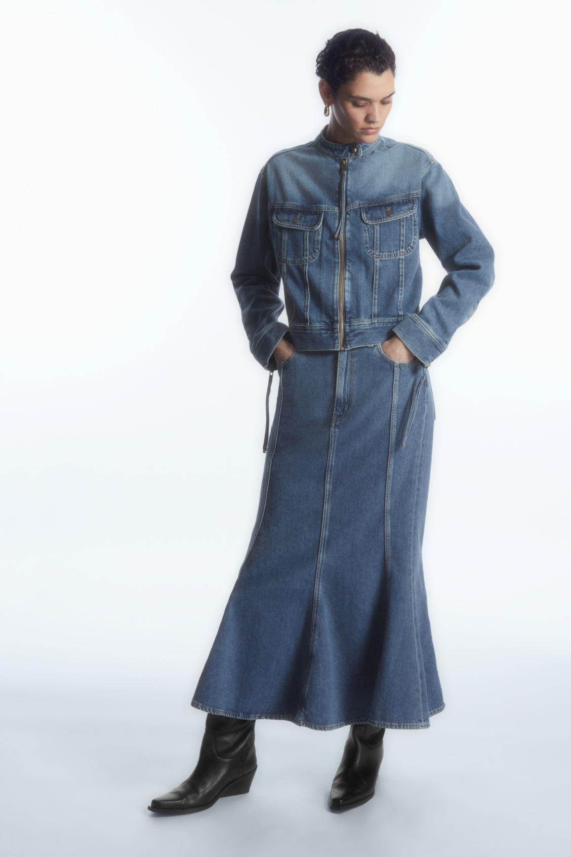 PANELED FLARED DENIM SKIRT Product Image