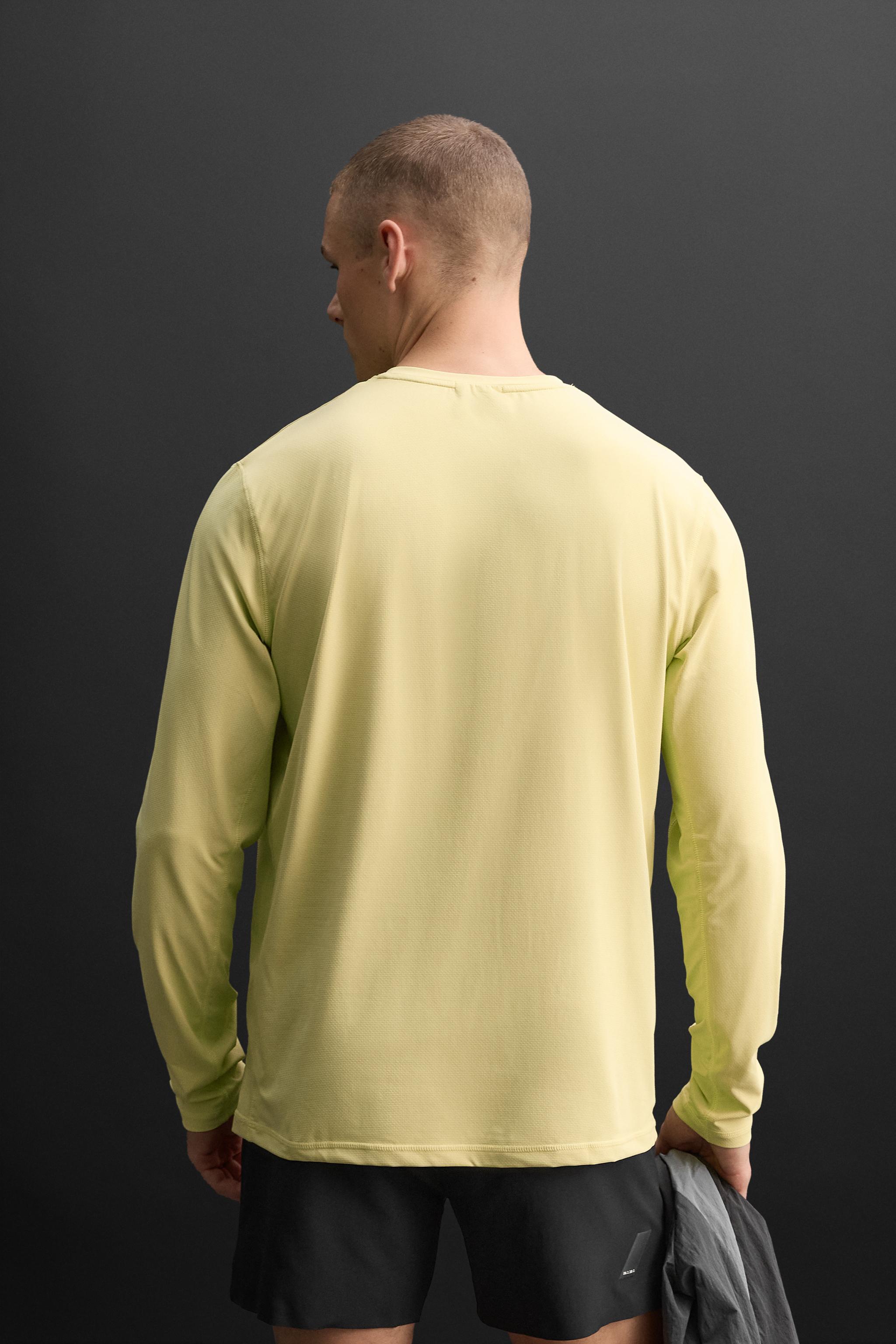 BASIC TRAINING LONG SLEEVE T-SHIRT Product Image