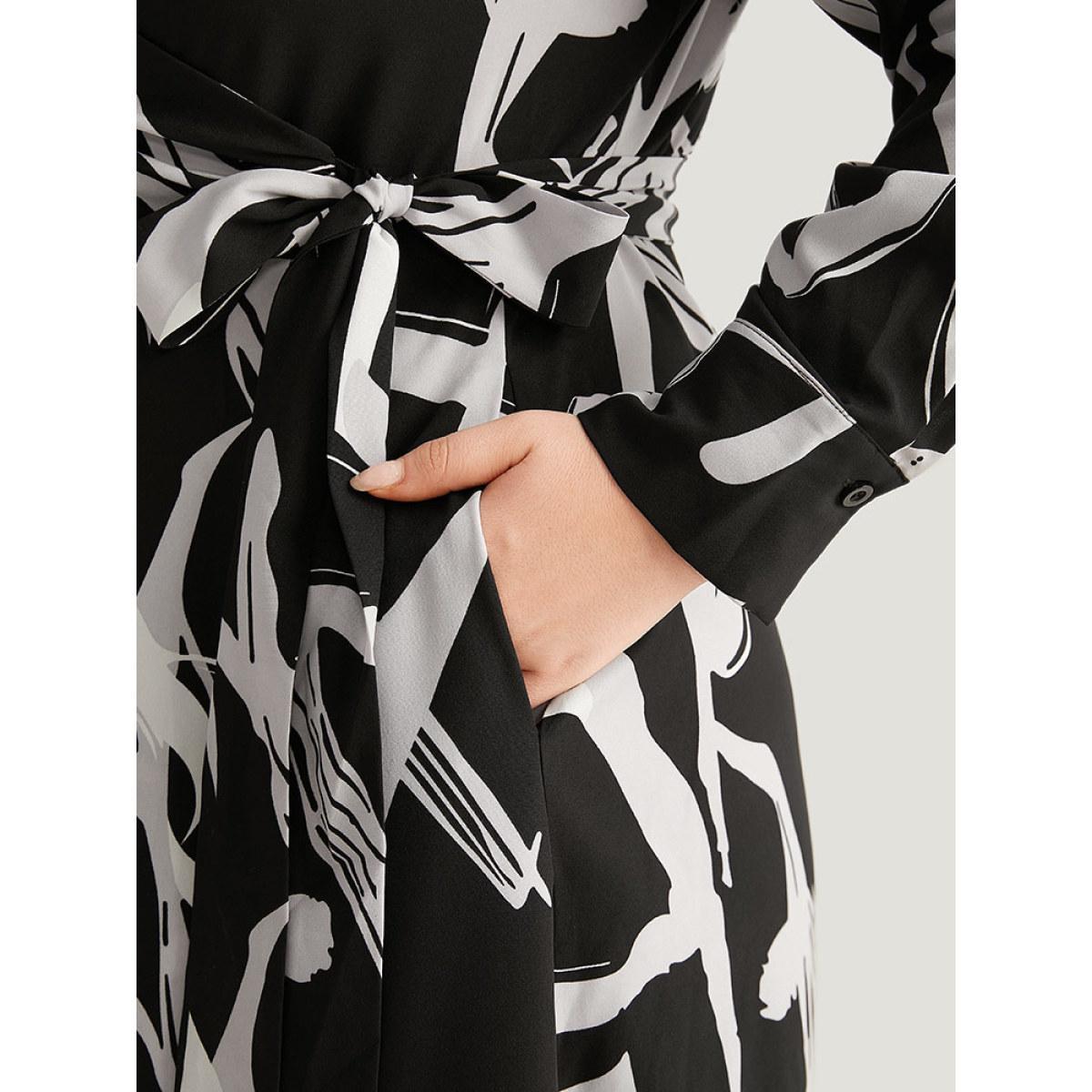 Plus Size Geometric Print Pocket Wrap Ties Dress BlackFlower Women Office Wrap V-neck Long Sleeve Curvy Midi Dress BloomChic 30/6X Product Image