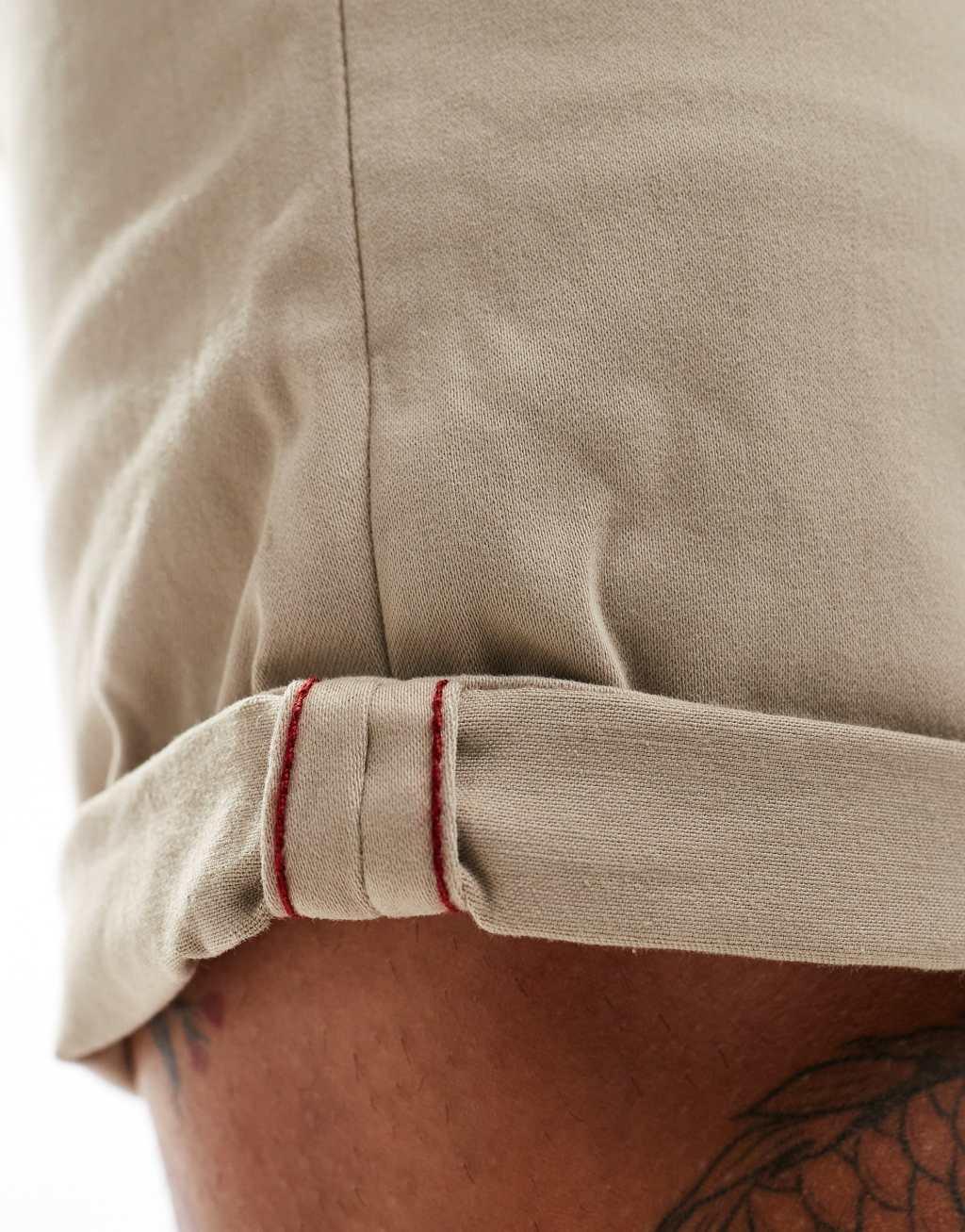 Jack & Jones chino shorts in beige Product Image