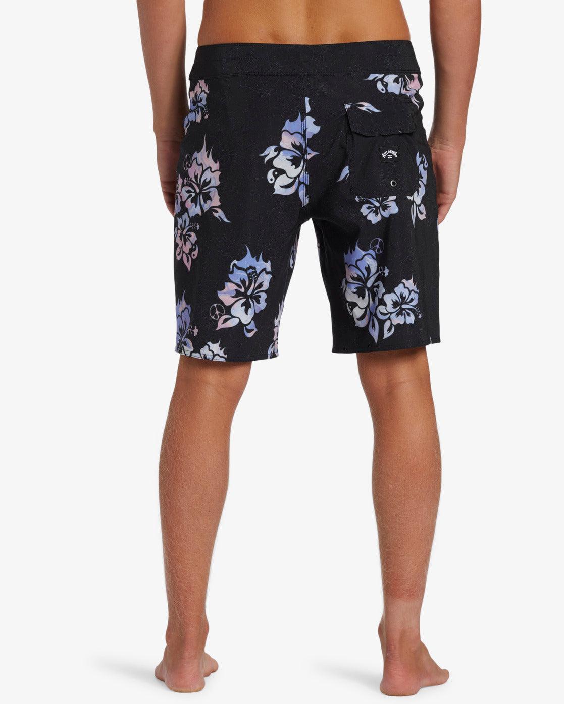 Sundays Pro 19" Boardshorts - Stealth Male Product Image