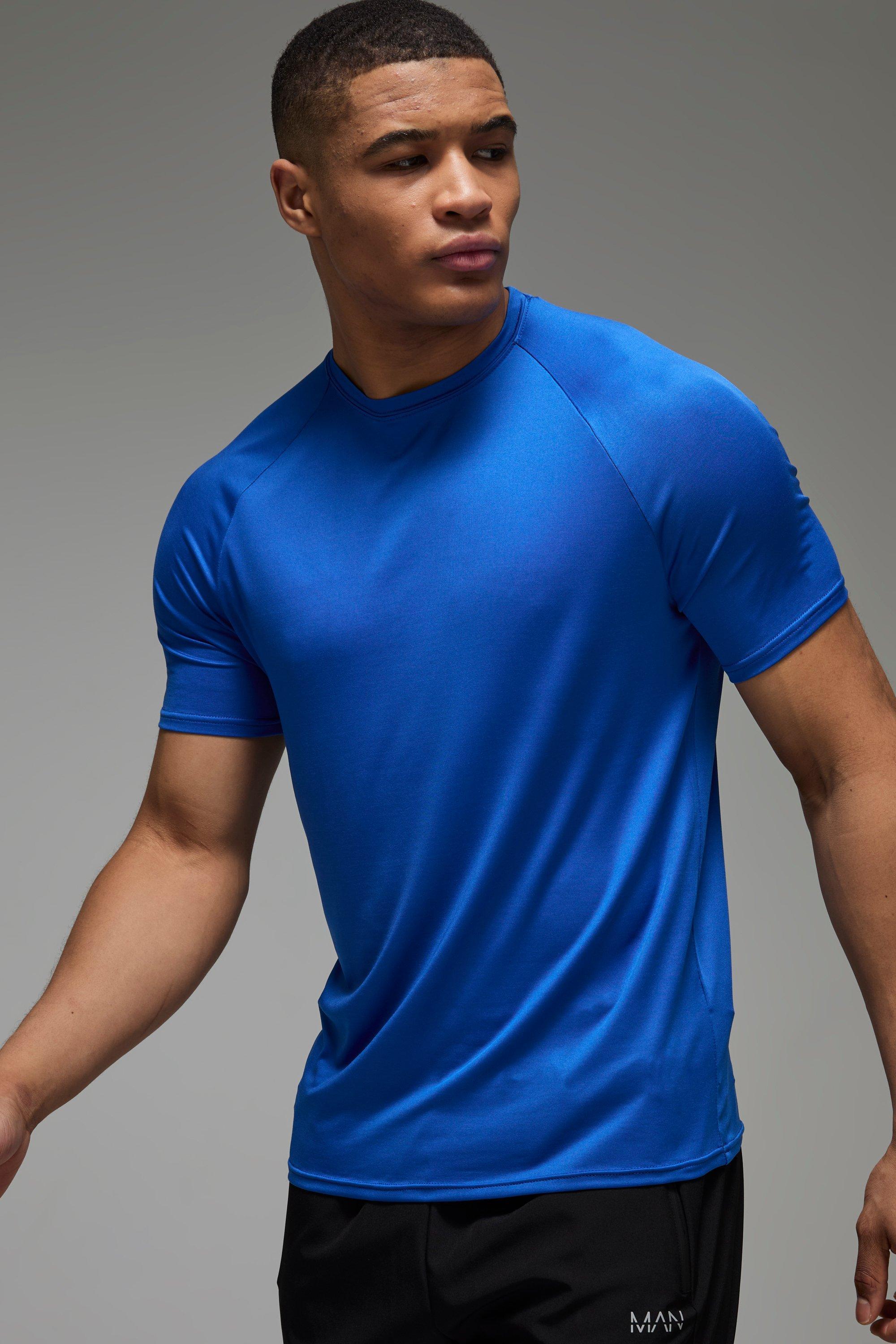 Man Active Lightweight Essentials Workout Regular Fit Raglan T-shirt | boohooMAN USA Product Image