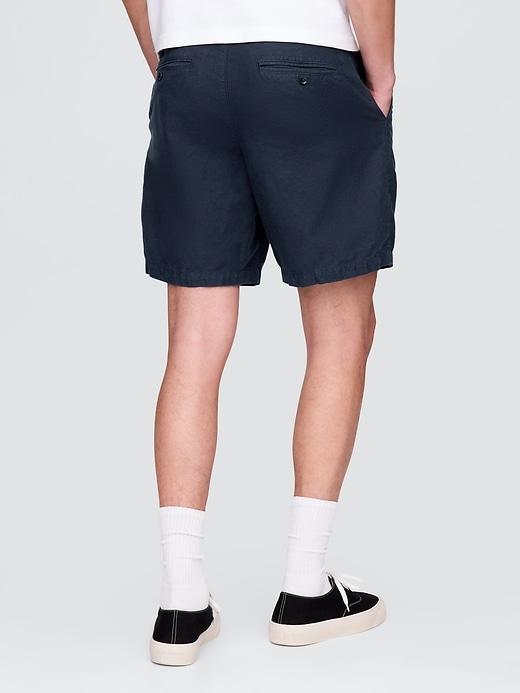 8" Linen-Cotton Shorts Product Image