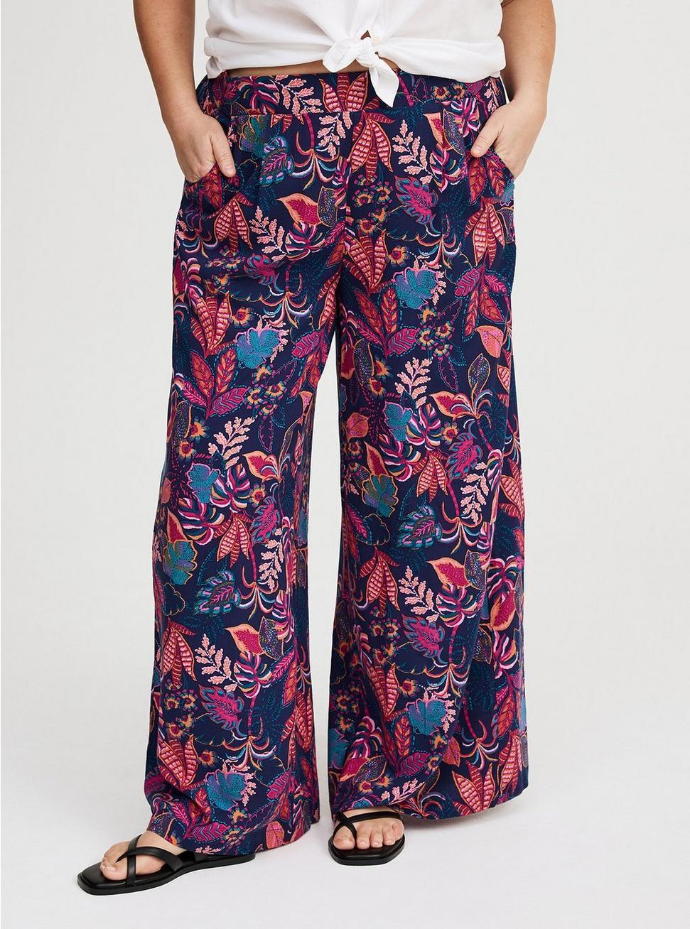 Pull-On Wide Leg Pant Product Image