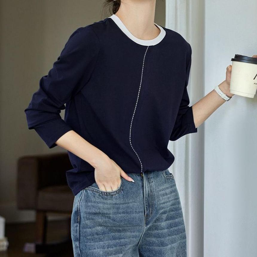 Long-Sleeve Crewneck Contrast Trim T-Shirt Product Image