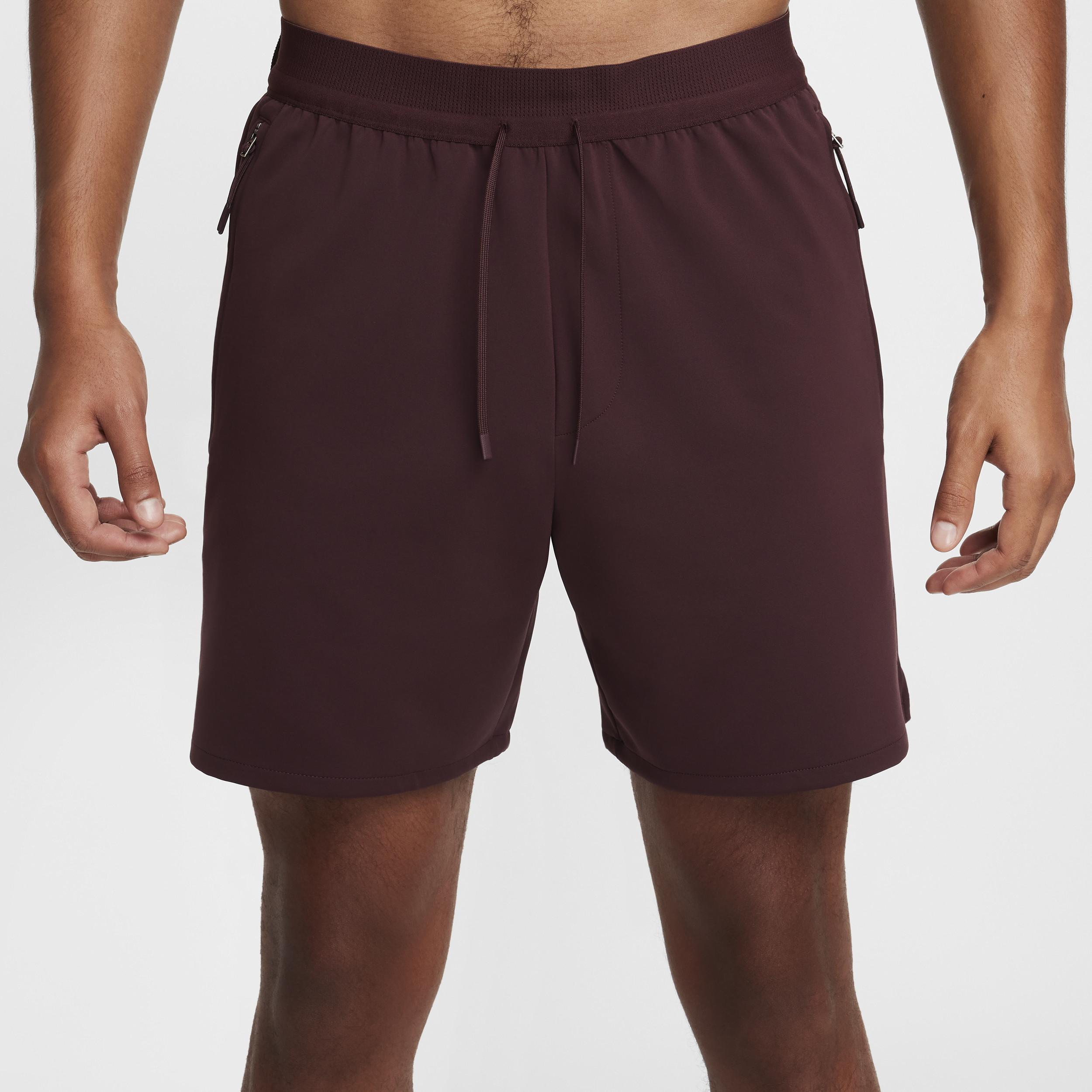 Nike Men's A.P.S. 6" Dri-FIT ADV Versatile Shorts Product Image