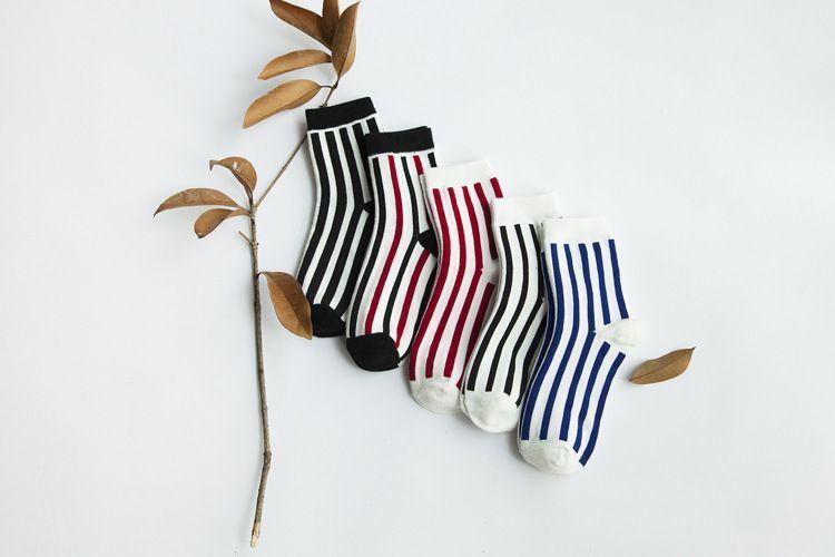 Contrast Color Striped Socks Product Image