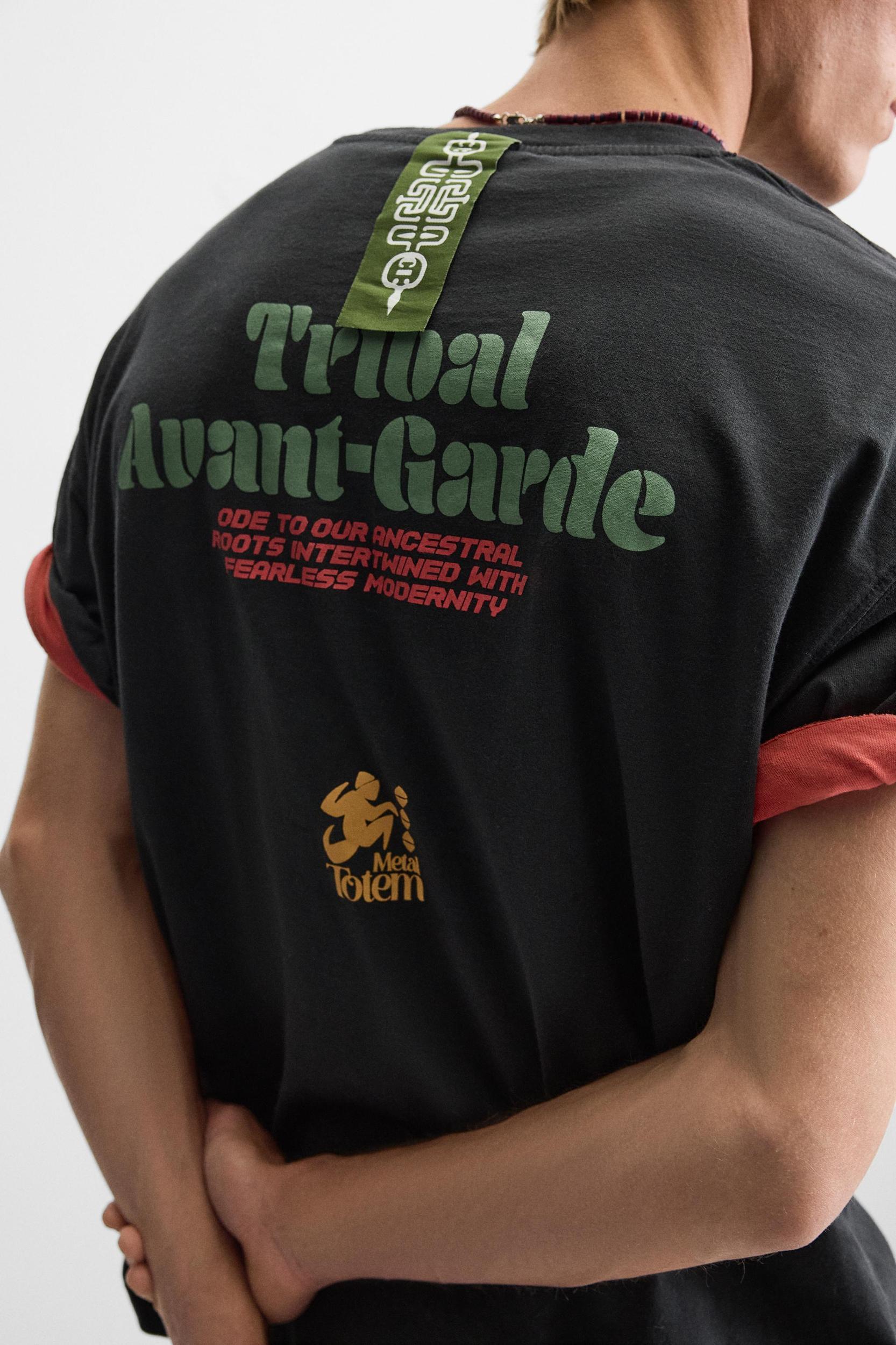 WASHED PRINT T-SHIRT Product Image