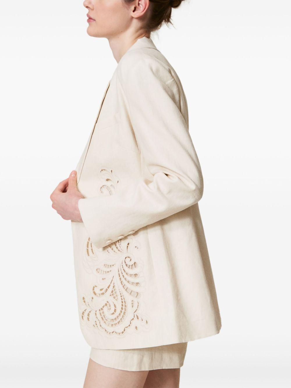 embroidered blazer Product Image