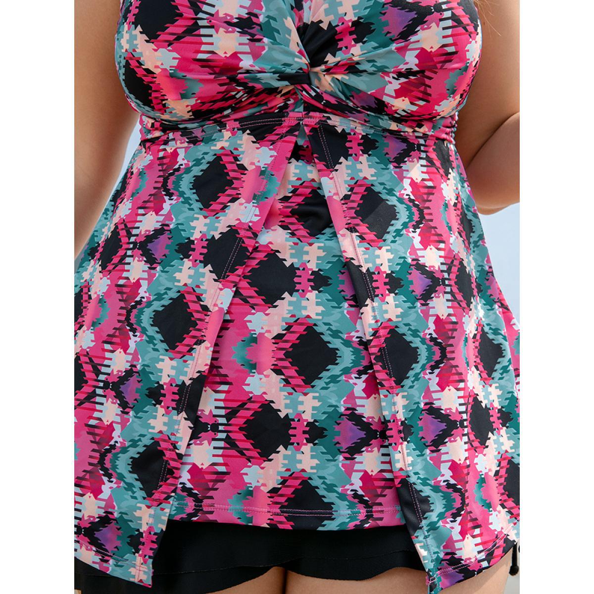 Plus Size Geometric Contrast Twist Front Split Hem Tankini Top Women's Swimwear Pink Vacation Adjustable Straps High stretch Bodycon Heart neckline Curve Swim Tops BloomChic 26/4X Product Image