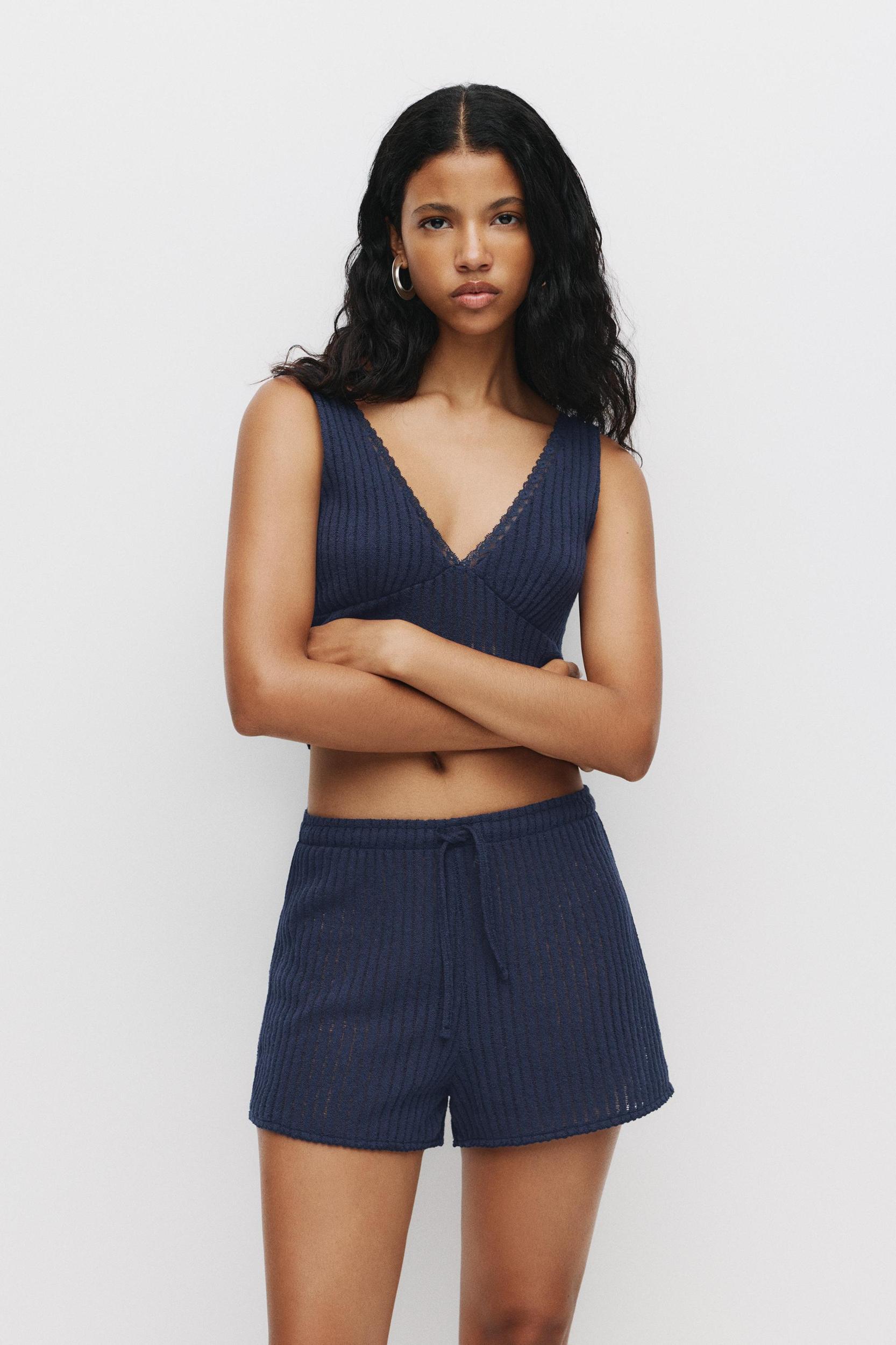 Open-knit shorts Product Image