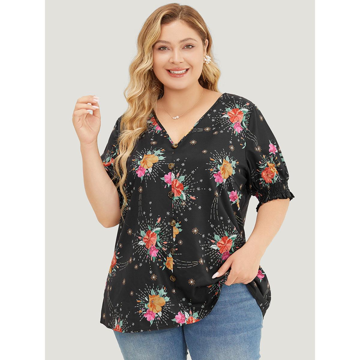 Plus Size BlackFlower Floral Shirred Puff Sleeve Blouse Women Glamour Short sleeve V-neck Going out Blouses BloomChic 30/6X Product Image