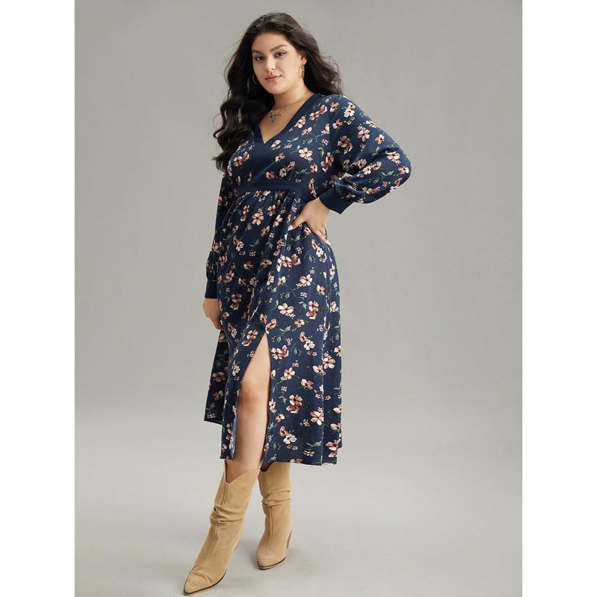Plus Size Floral Print Elastic Waist Split Hem Dress Indigo Women Vacation Printed V-neck Long Sleeve Curvy Midi Dress BloomChic 22-24/3X Product Image
