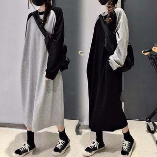 Maternity Long-Sleeve Crew Neck Raglan Midi T-Shirt Dress Product Image