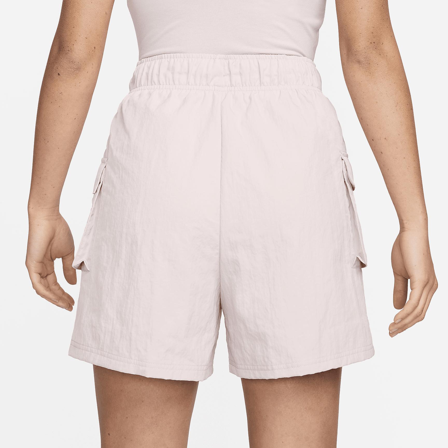 Nike Sportswear Essential Women's Woven High-Rise Shorts Product Image