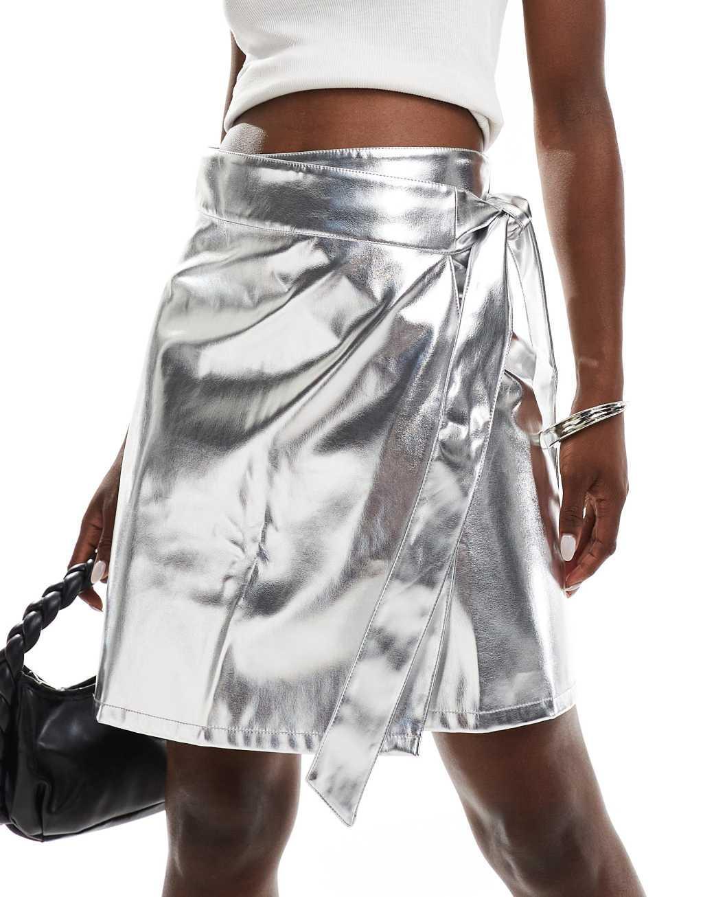 Never Fully Dressed Jaspre leather look mini skirt in silver Product Image