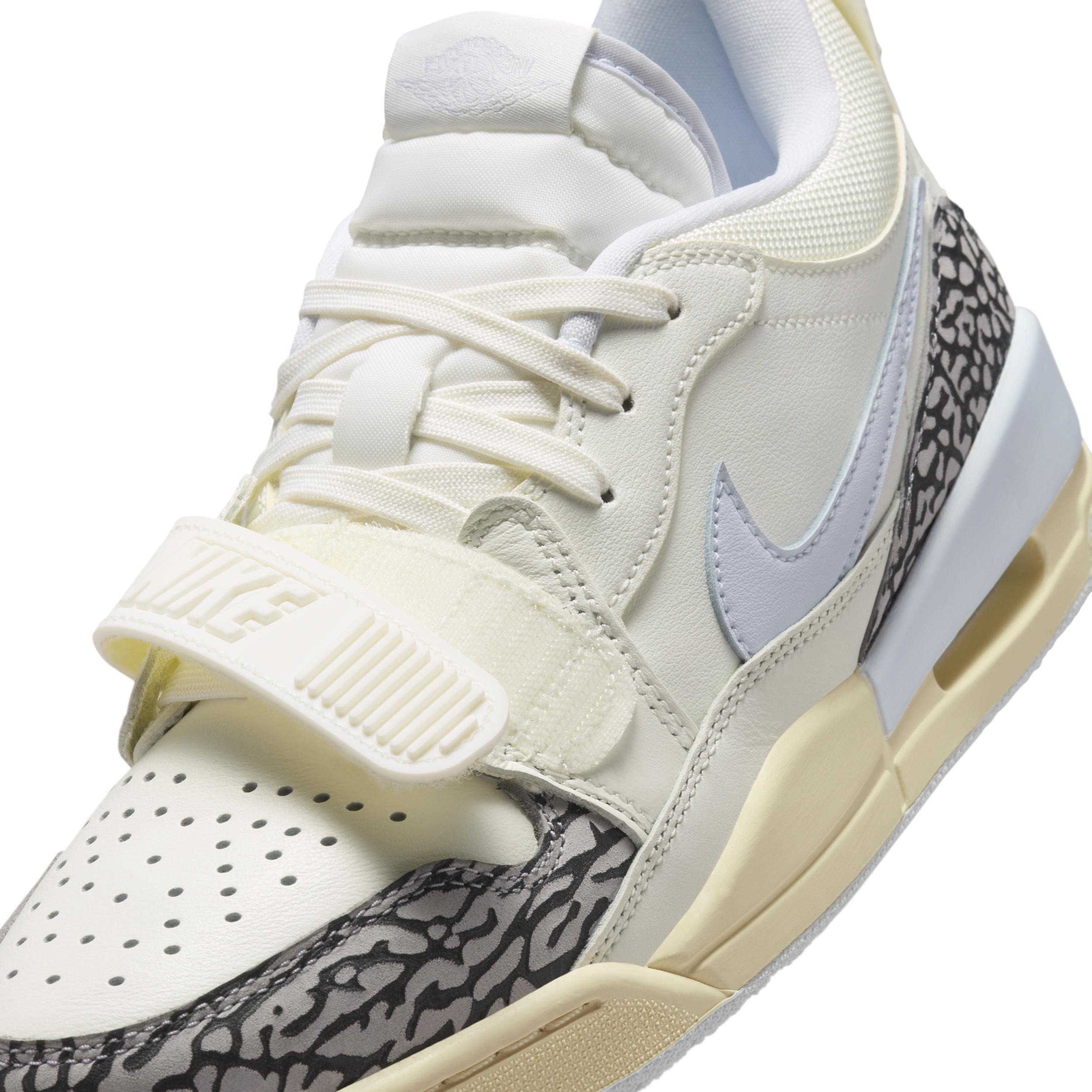 Air Jordan Legacy 312 Low Women's Shoes Product Image