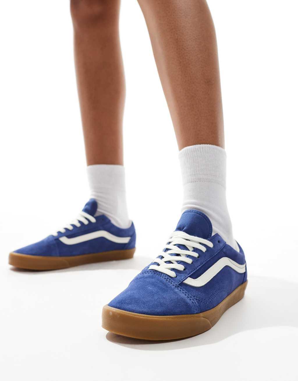 Vans Old Skool Lowpro sneakers with gum sole in blue Product Image