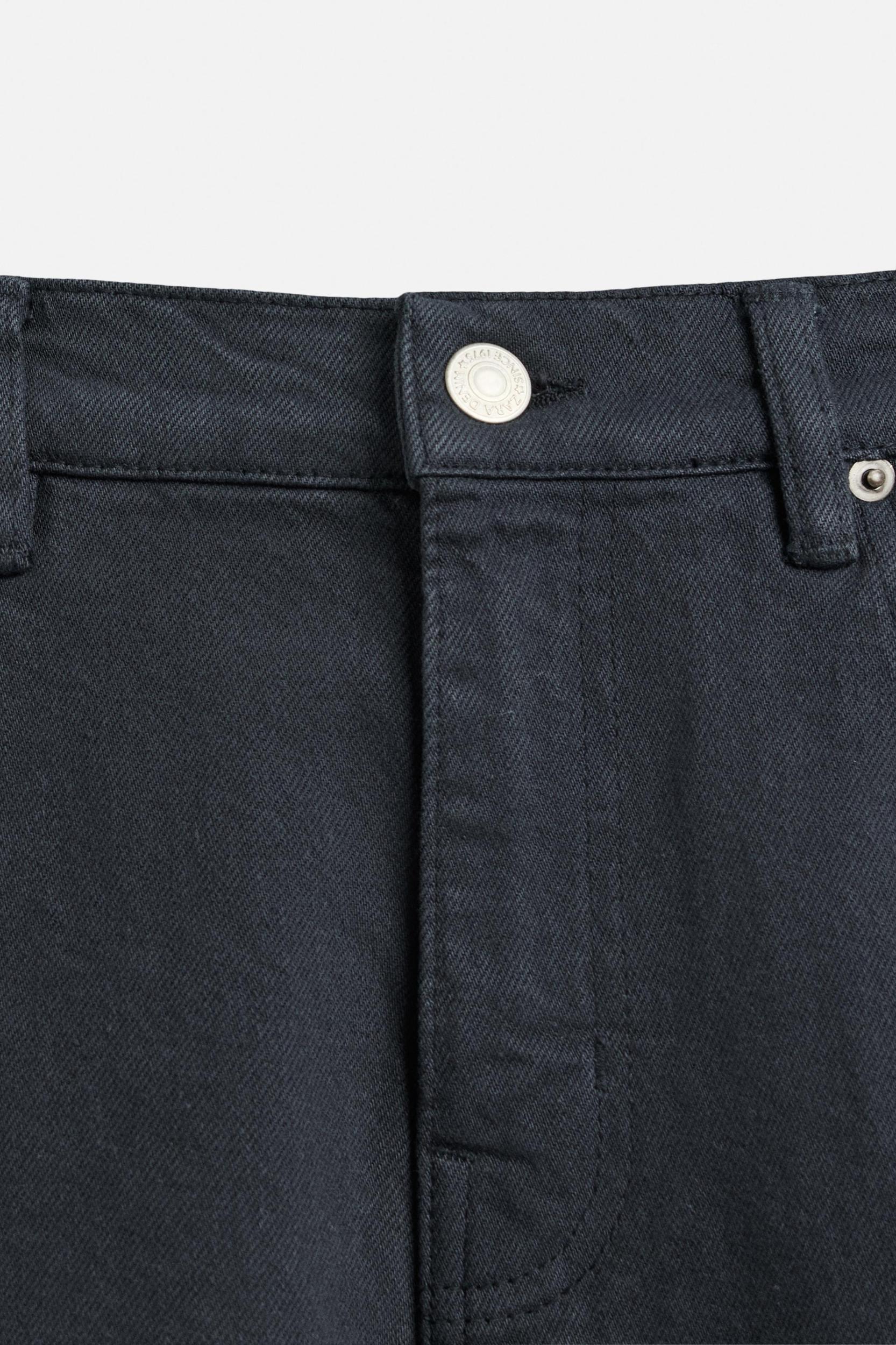 REGULAR FIT DENIM SHORTS Product Image
