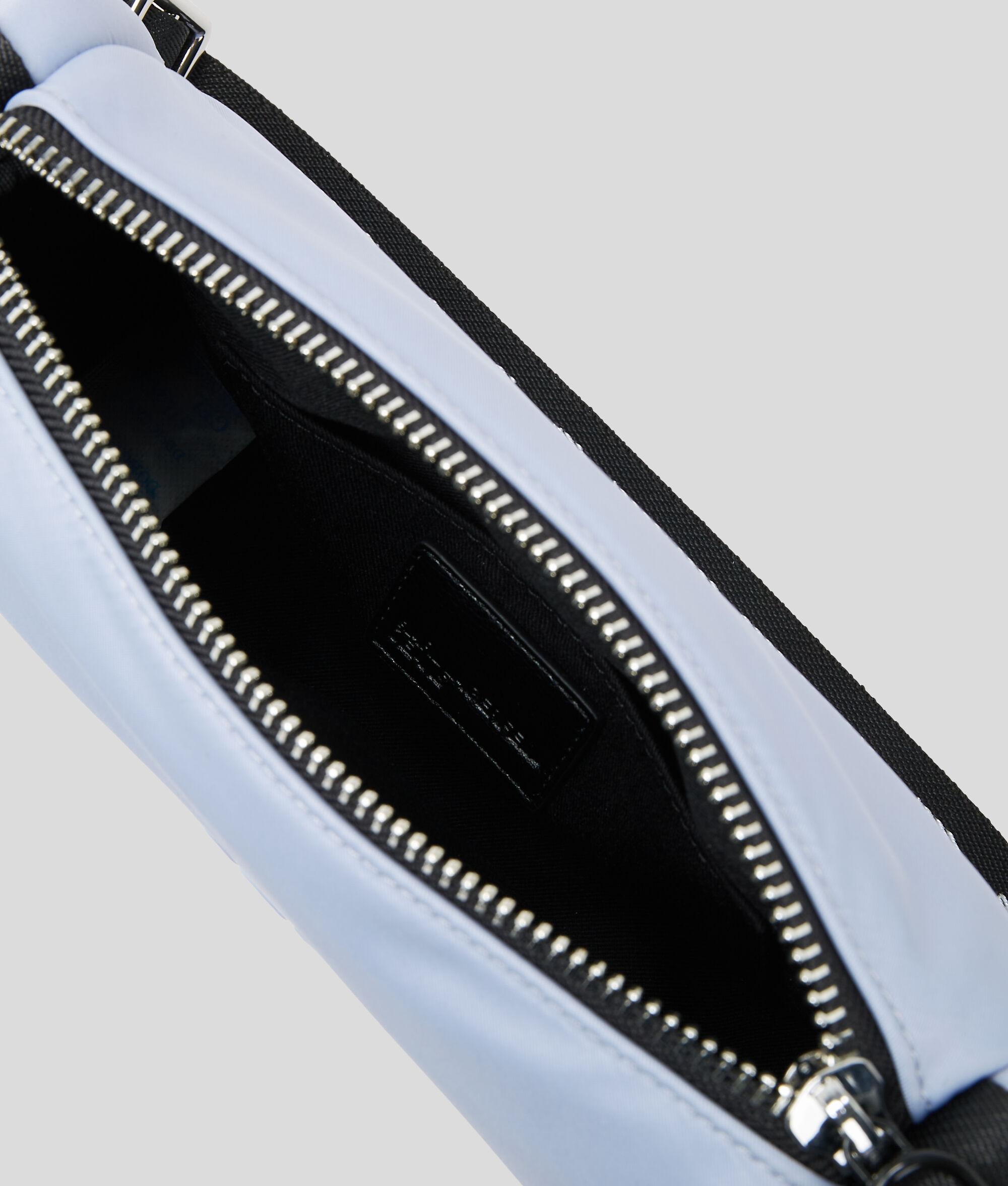 PUFFY SHOULDER BAG Product Image