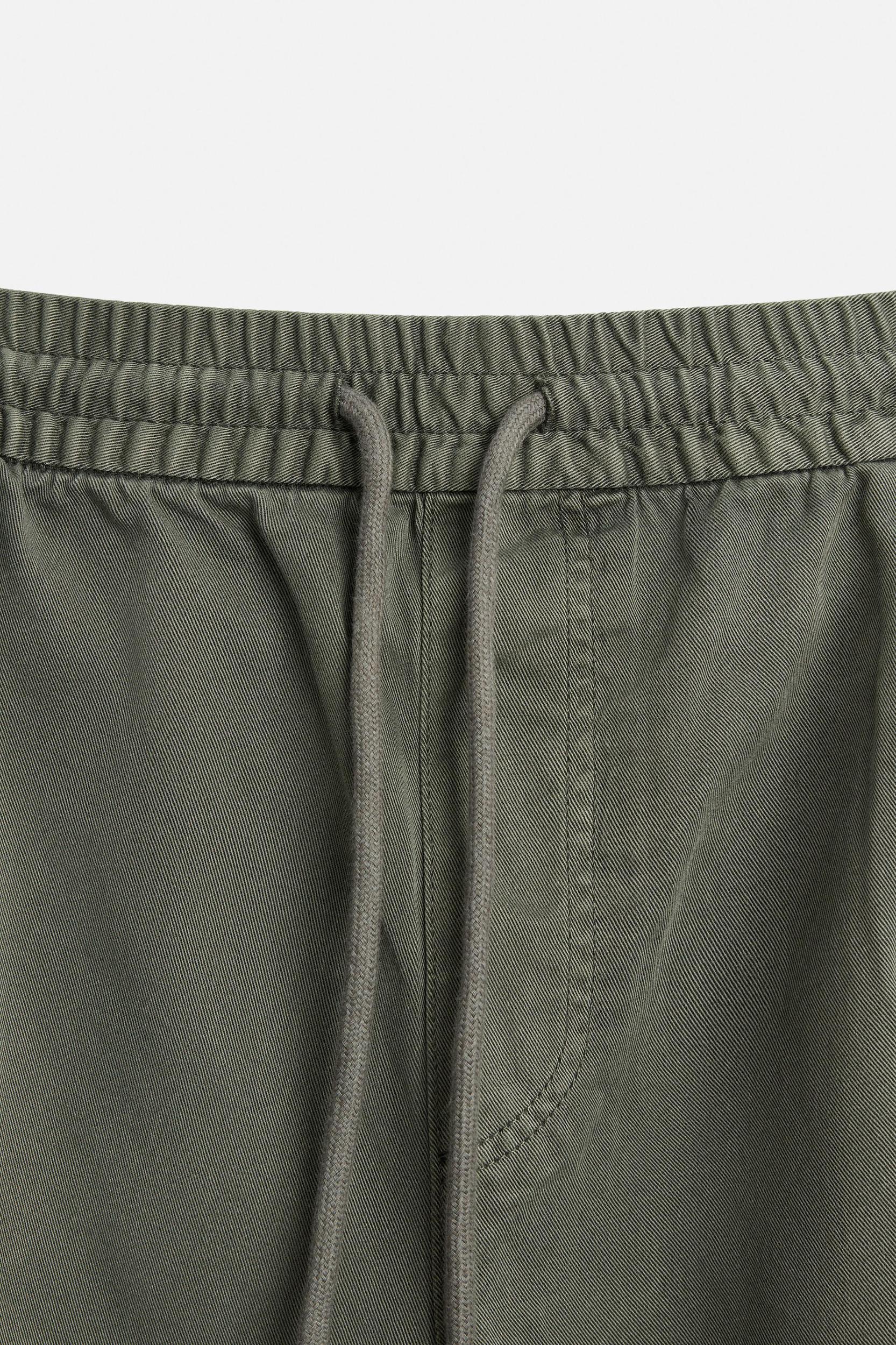 RELAXED FIT WASHED SHORTS Product Image