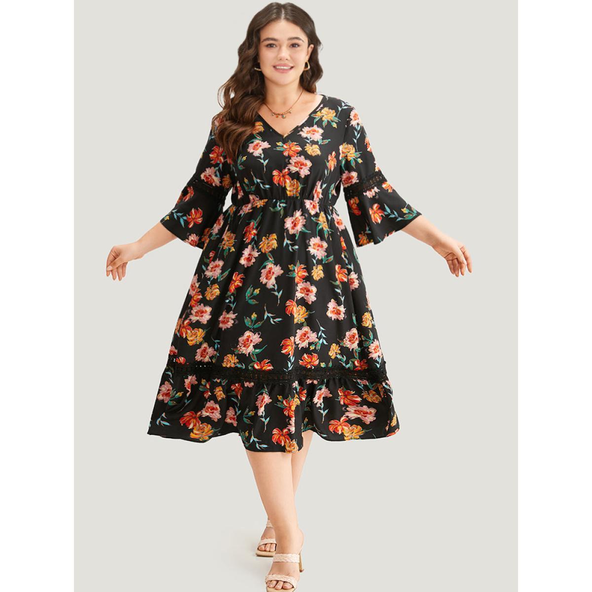 Plus Size Floral Bell Sleeve Pocket Lace Panel Dress Black Women Vacation Printed V-neck Elbow-length sleeve Curvy Midi Dress BloomChic 14-16/1X Product Image