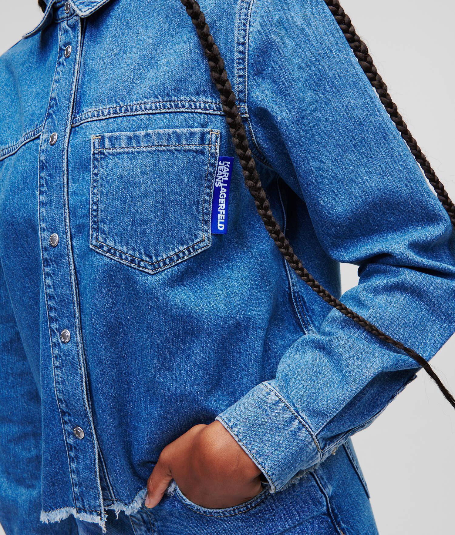 KLJ CROPPED DENIM SHIRT Product Image