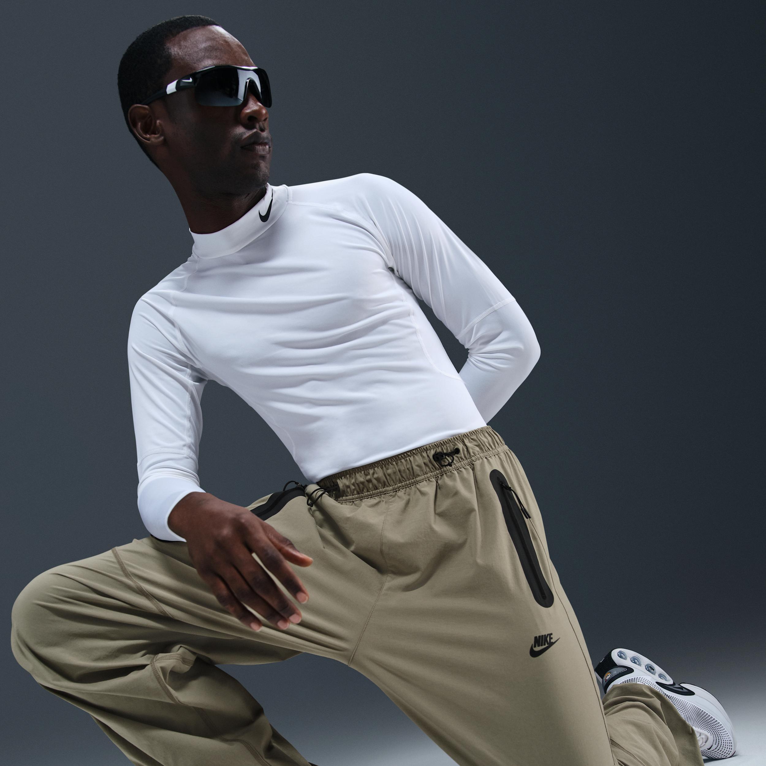 Nike Men's Tech Woven Oversized Pants Product Image