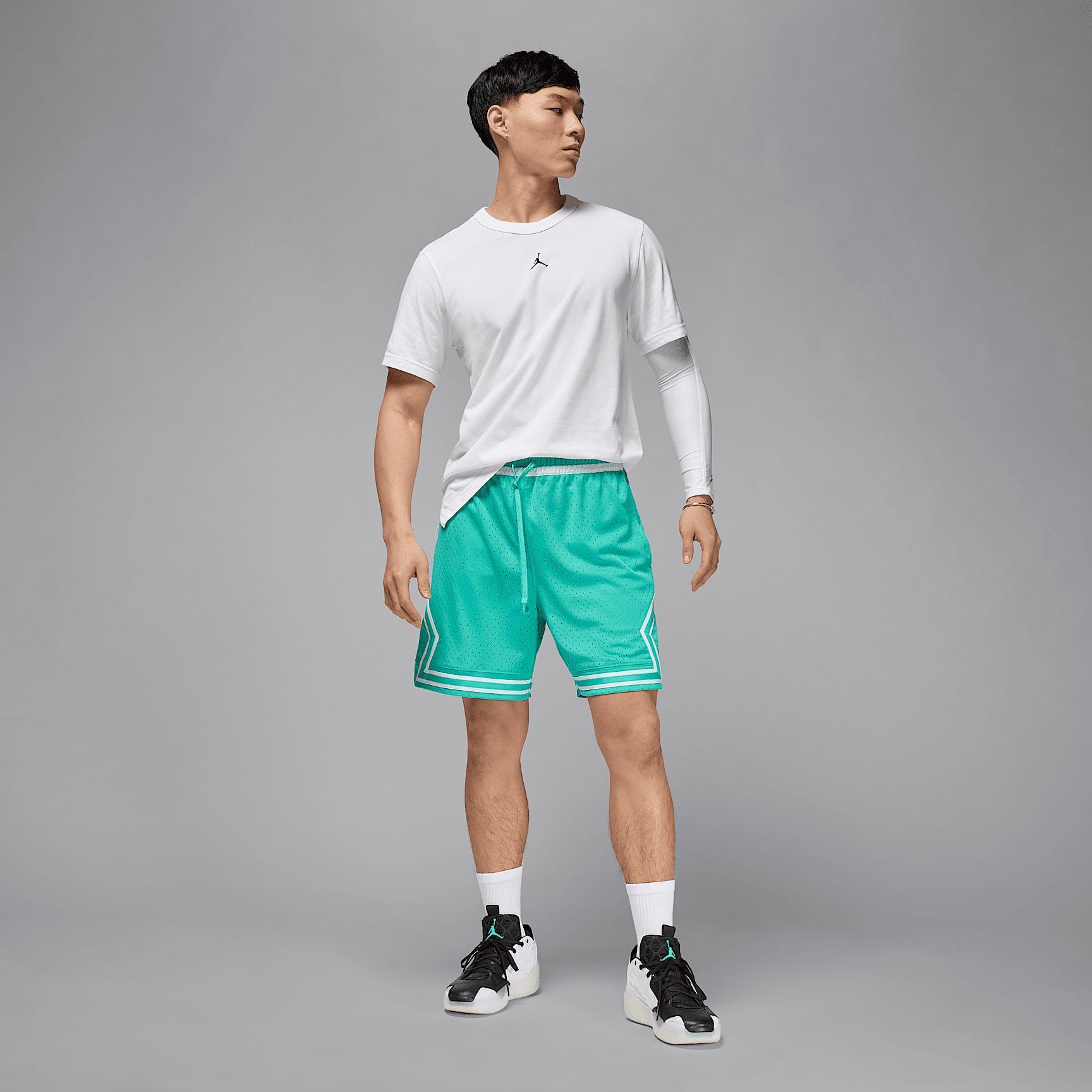 Mens Jordan Sport Dri-FIT Mesh Diamond Shorts | HF9910-392 Product Image